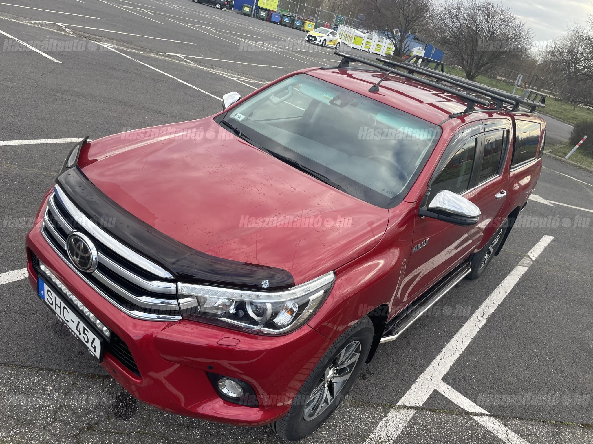 TOYOTA HILUX 2020/7 - 1