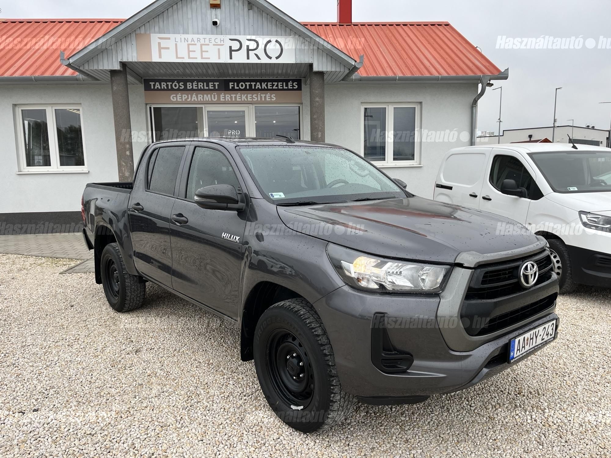 TOYOTA HILUX 2022/12 - 1