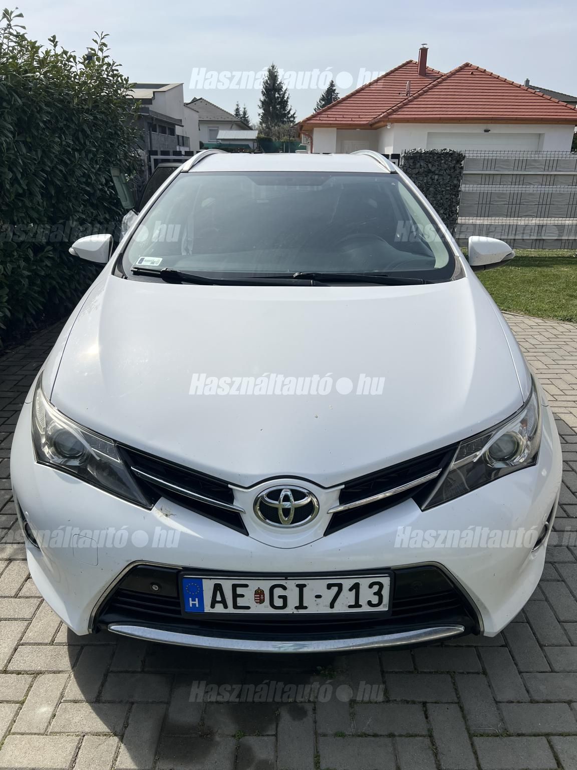 TOYOTA AURIS 2014 - 1