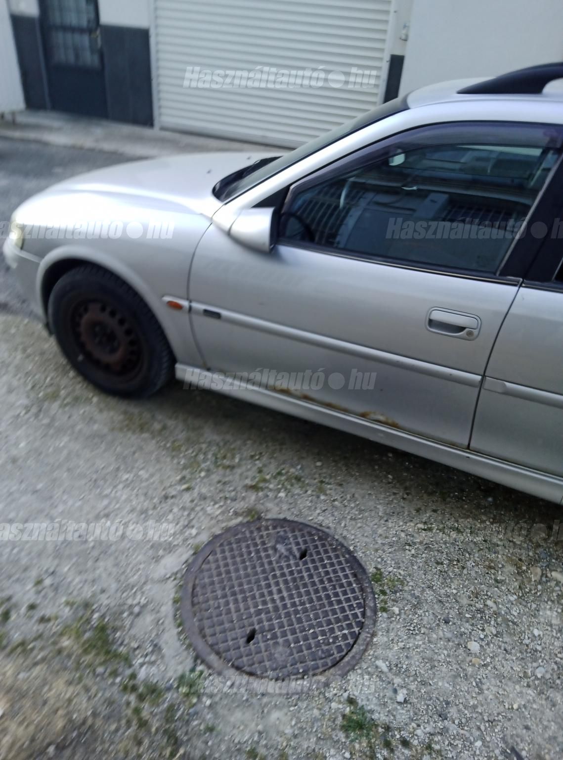 OPEL VECTRA B 2000/10 - 1