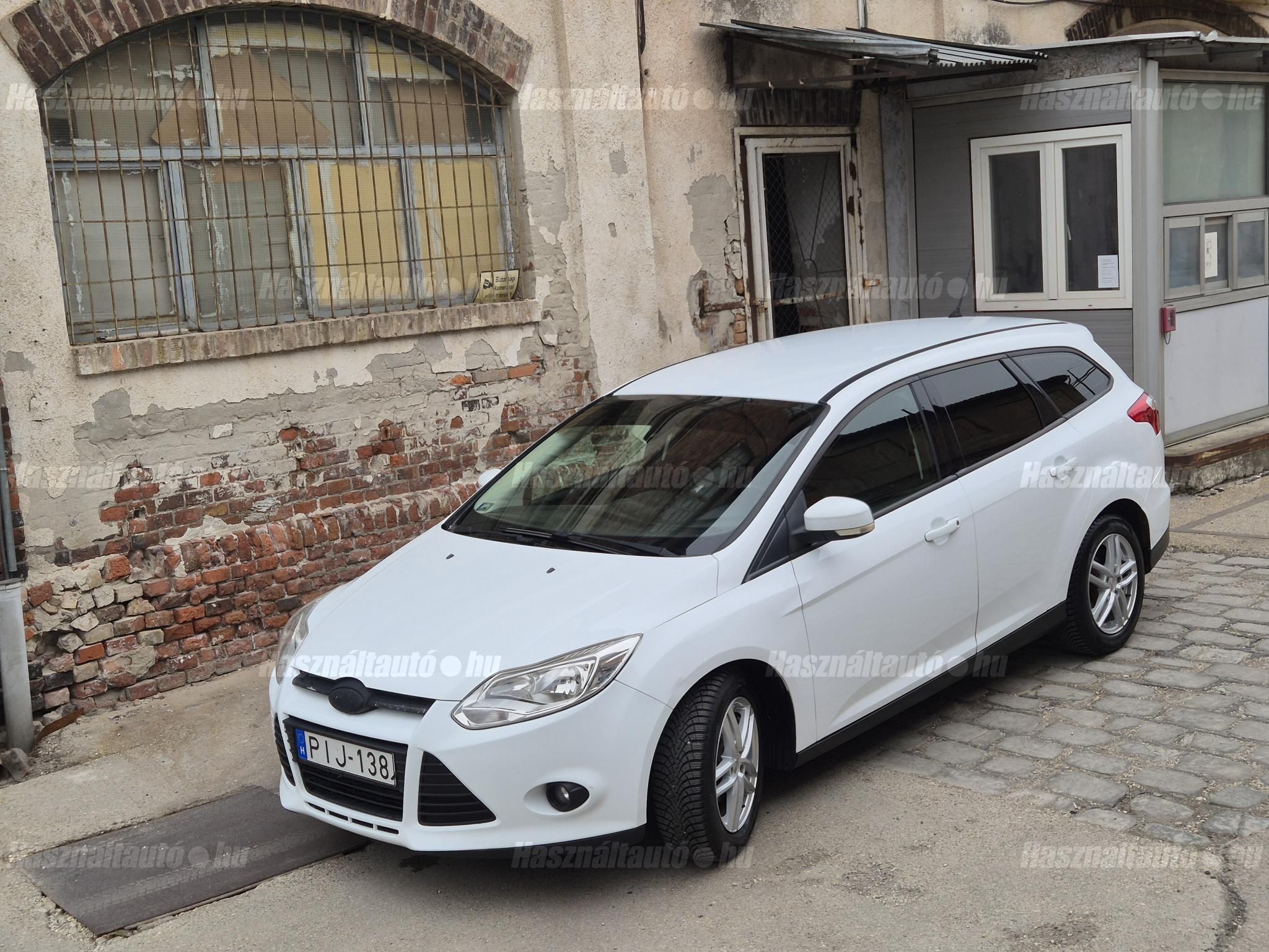 FORD FOCUS 2014/5 - 1