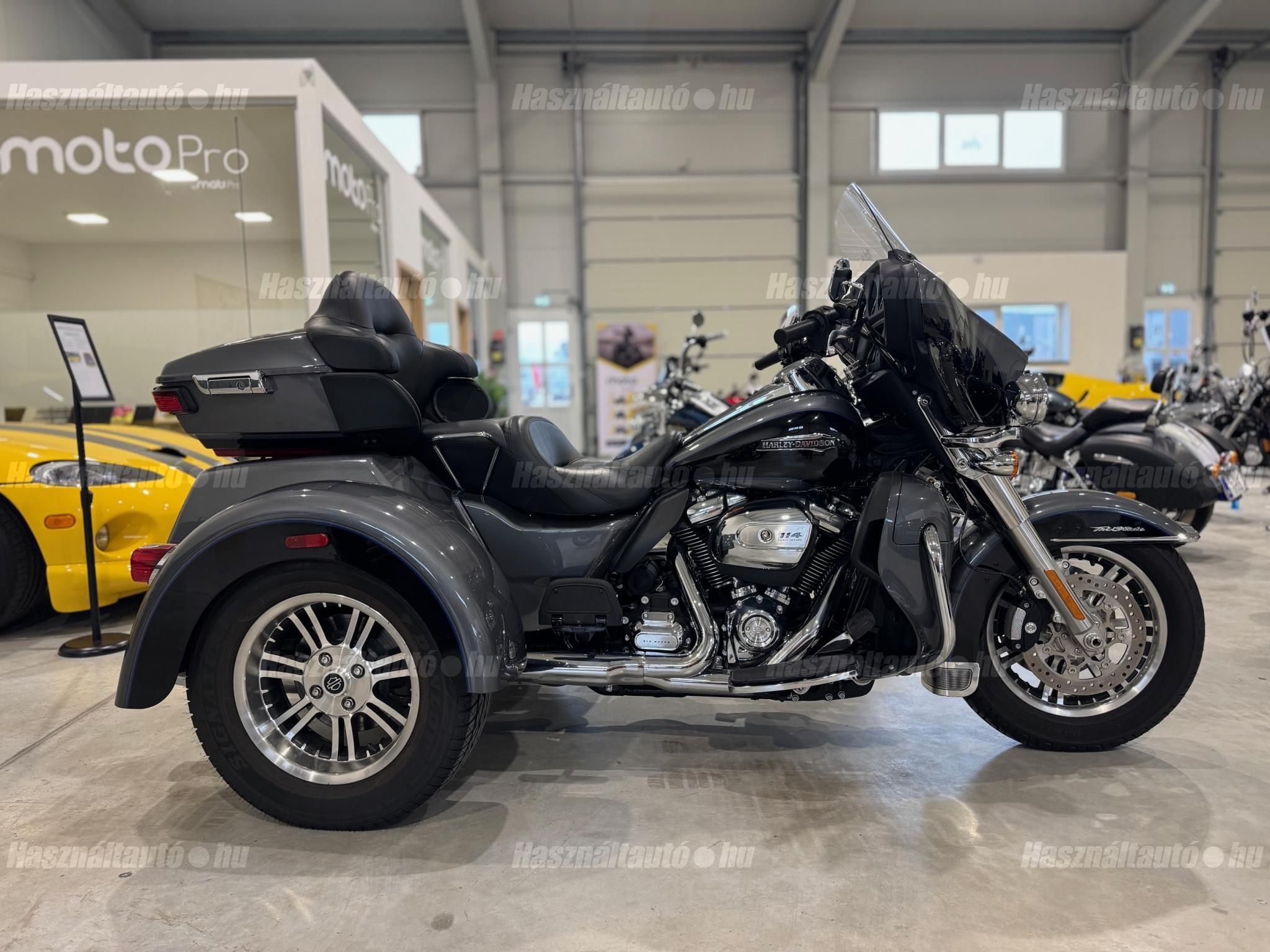 HARLEY-DAVIDSON TRI GLIDE ULTRA 2021/4 - 1