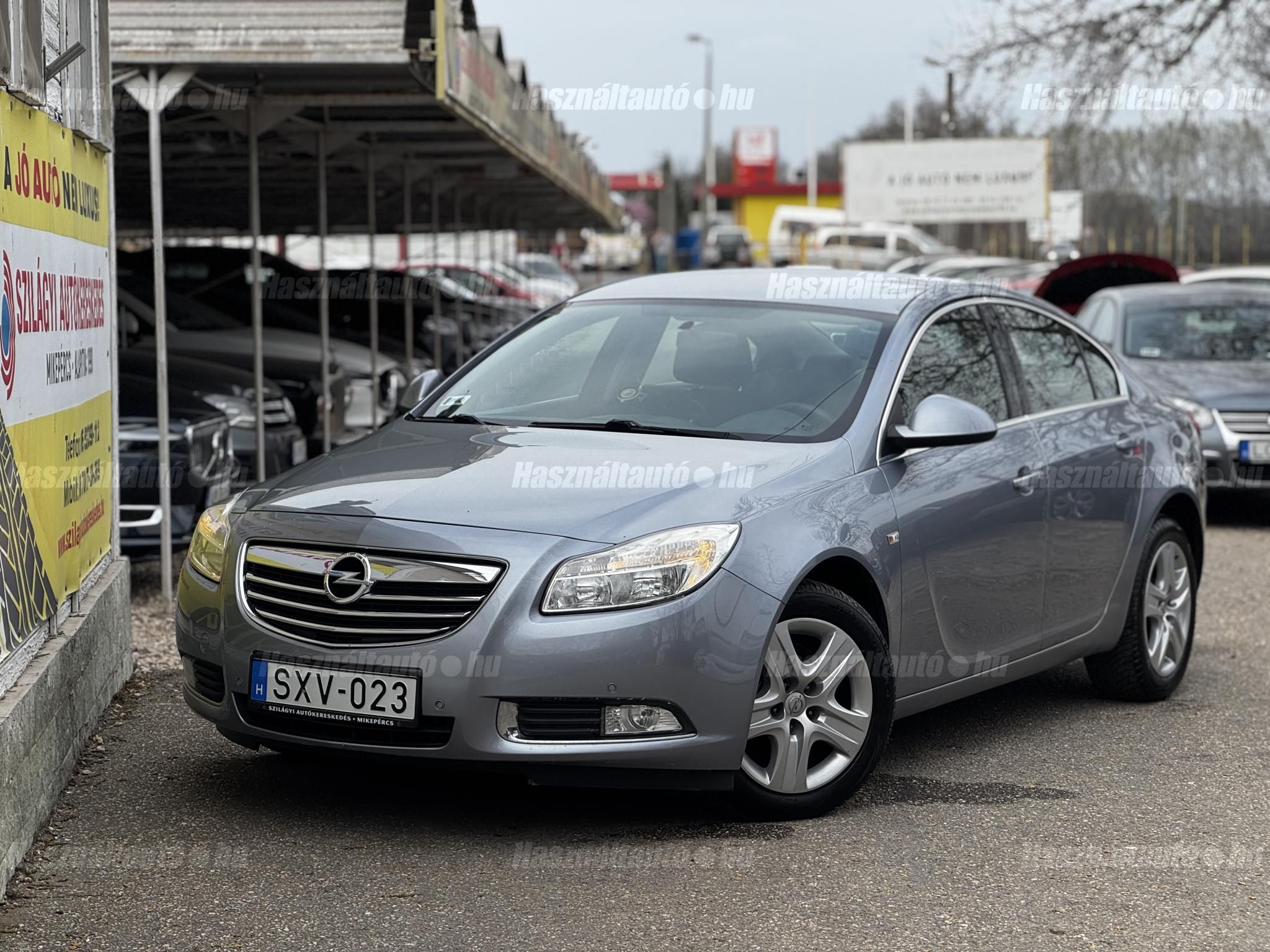 OPEL INSIGNIA 2009/6 - 1