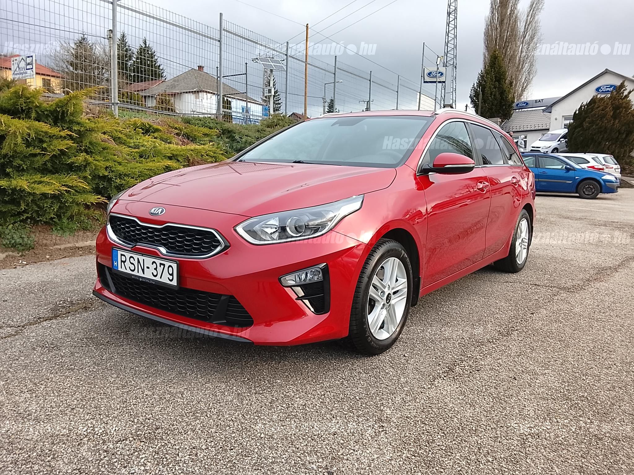 KIA CEE'D 2019/10 - 1