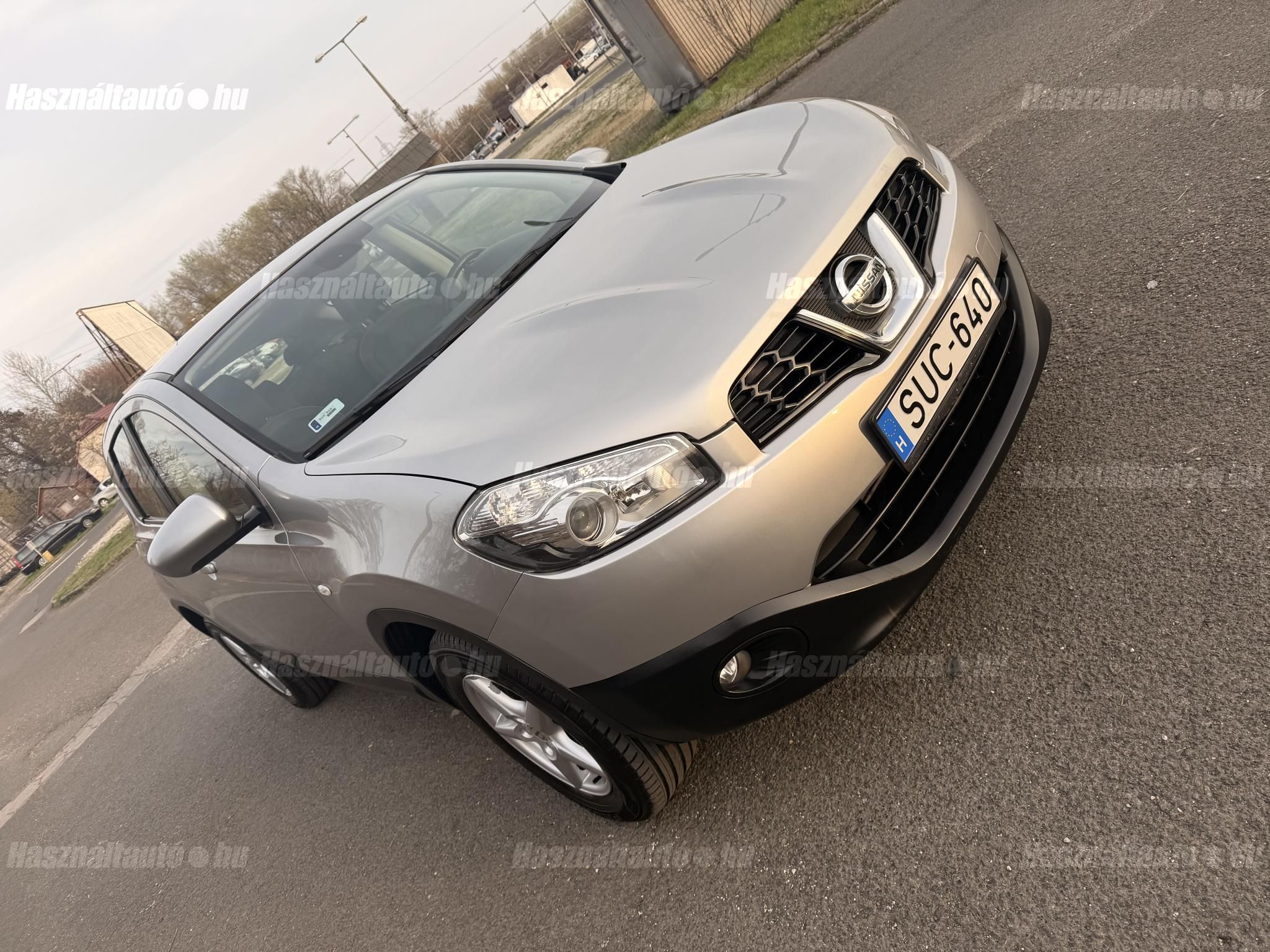 NISSAN QASHQAI 2010 - 1