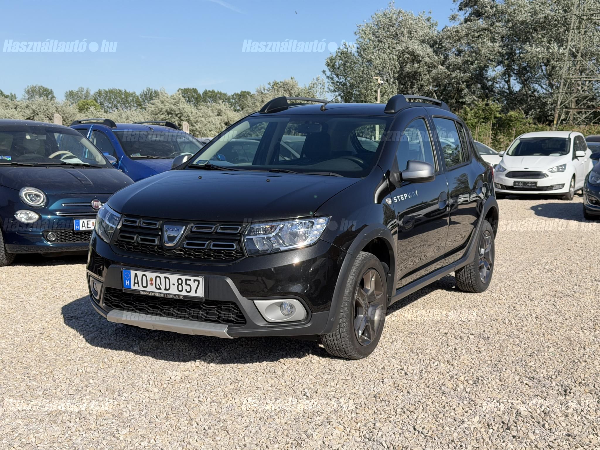 DACIA SANDERO 2017/12 - 1