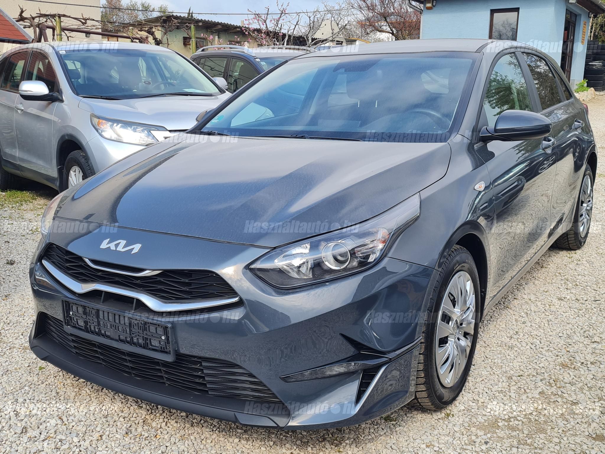 KIA CEE'D 2022/4 - 1