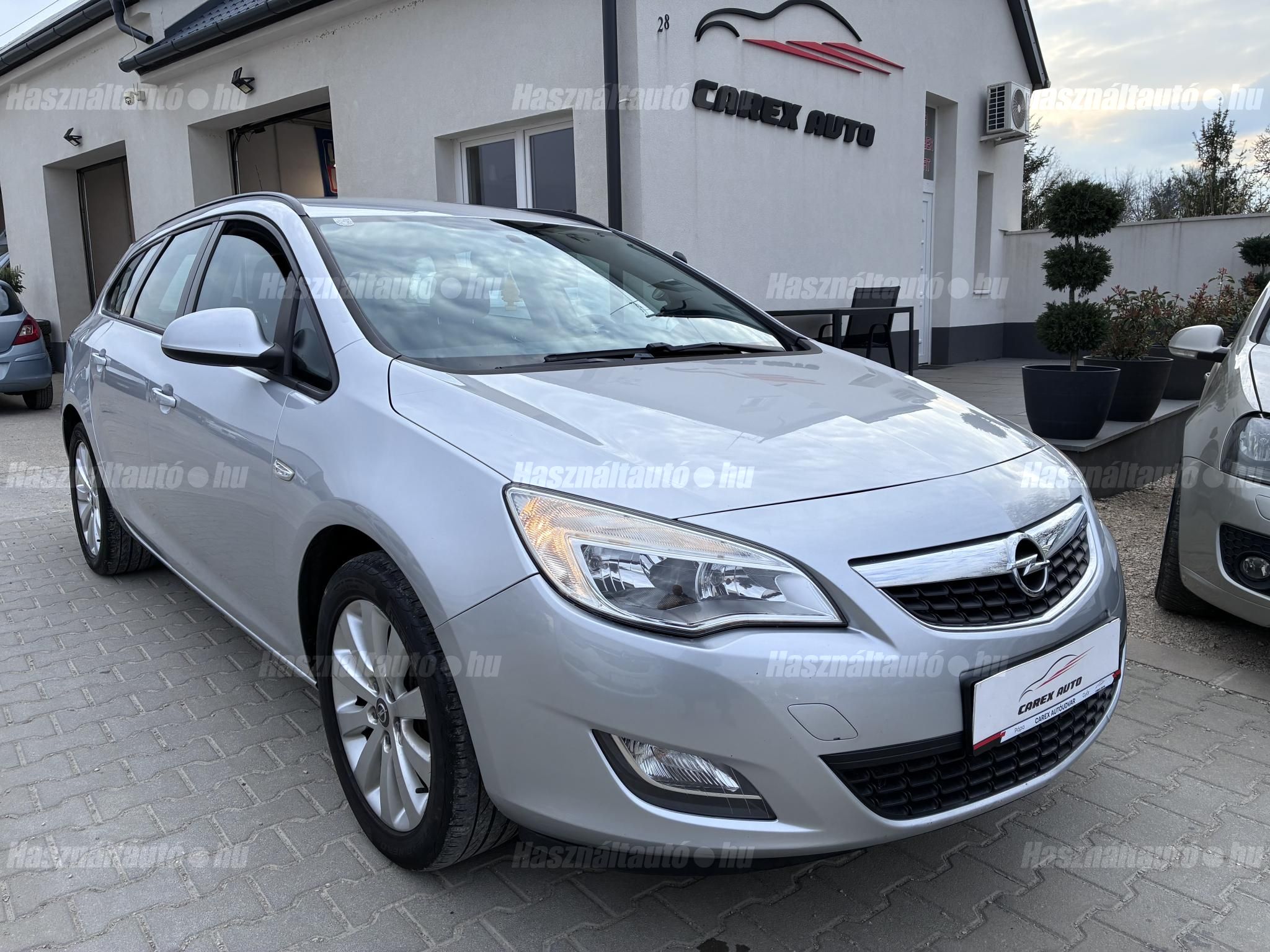 OPEL ASTRA J 2012/10 - 1