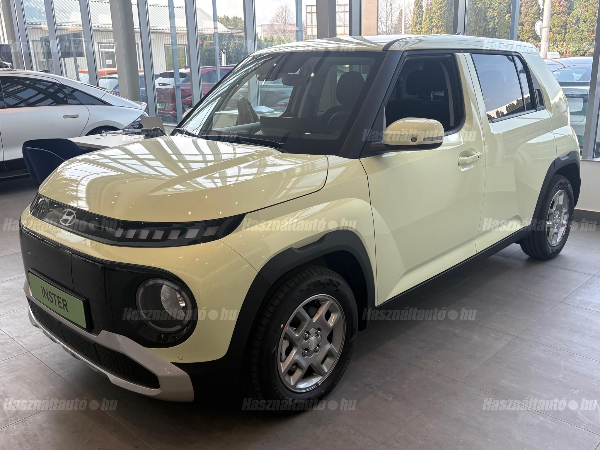 HYUNDAI INSTER 2026/1 - 1