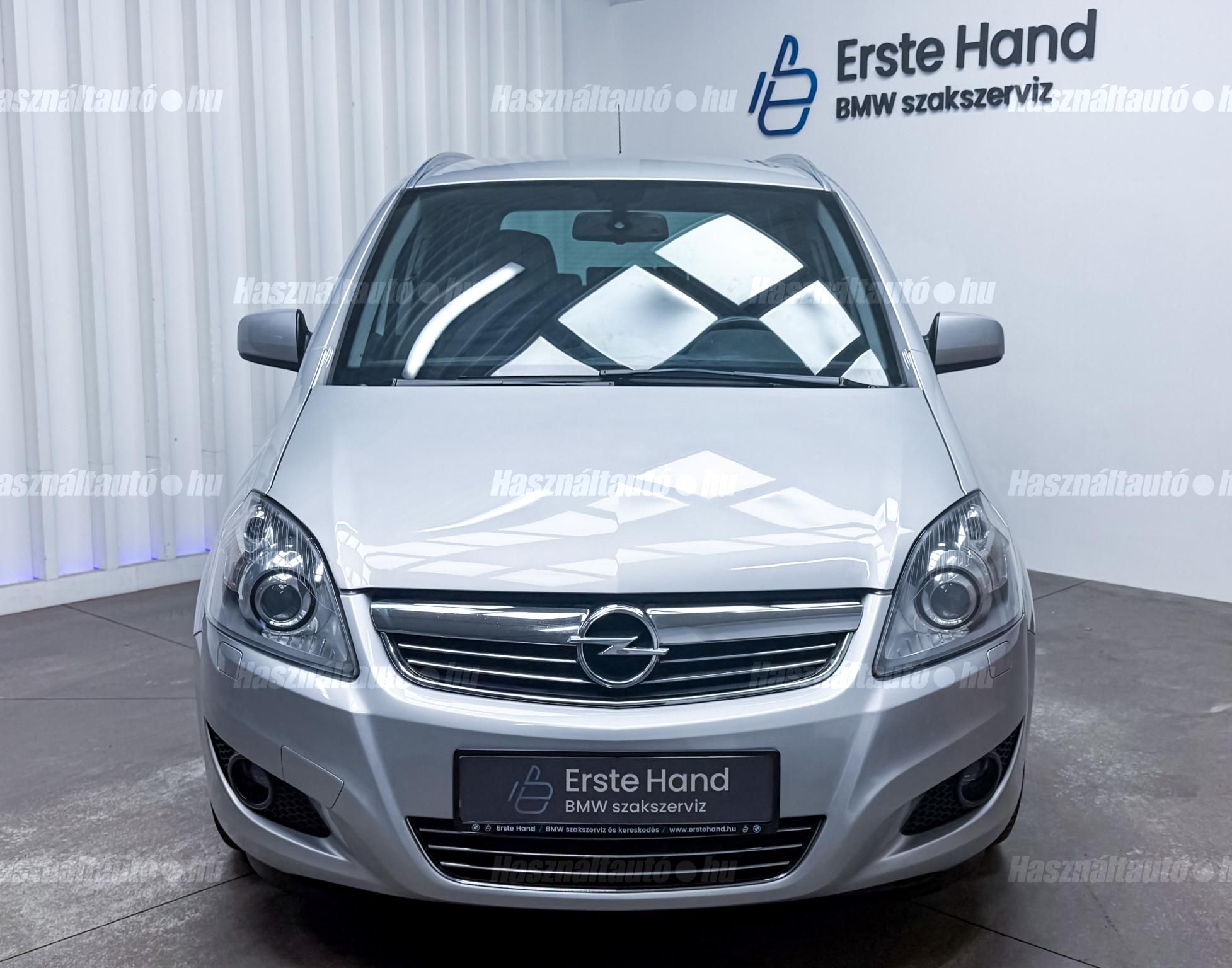 OPEL ZAFIRA B 2011/4 - 1