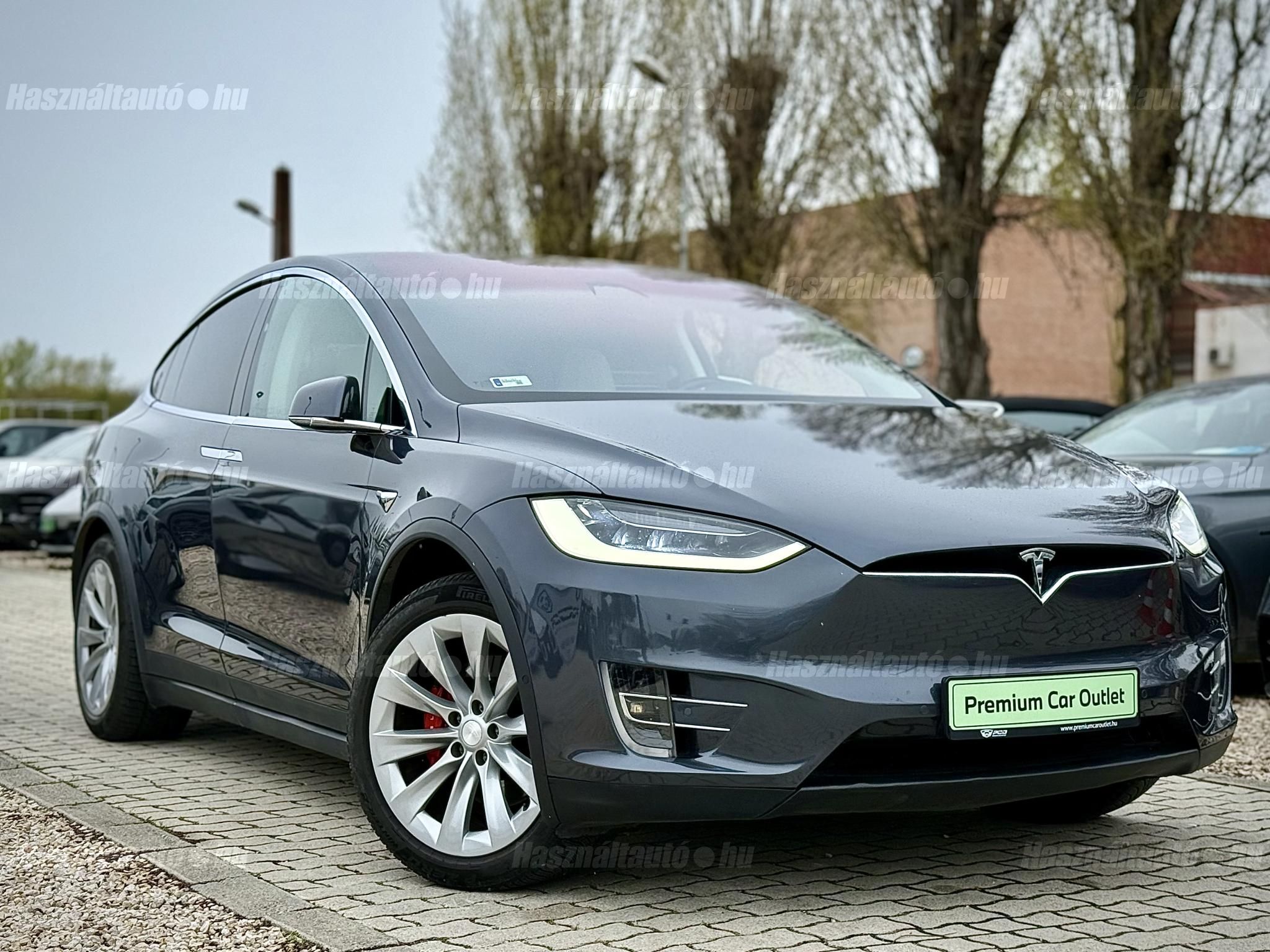 TESLA MODEL X 2018/6 - 1