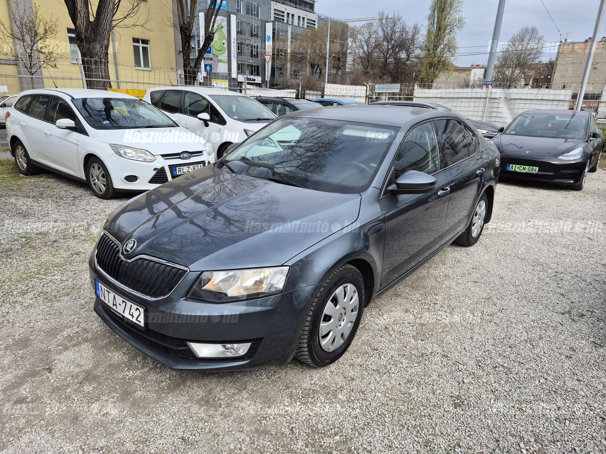 SKODA OCTAVIA 2016/10 - 1