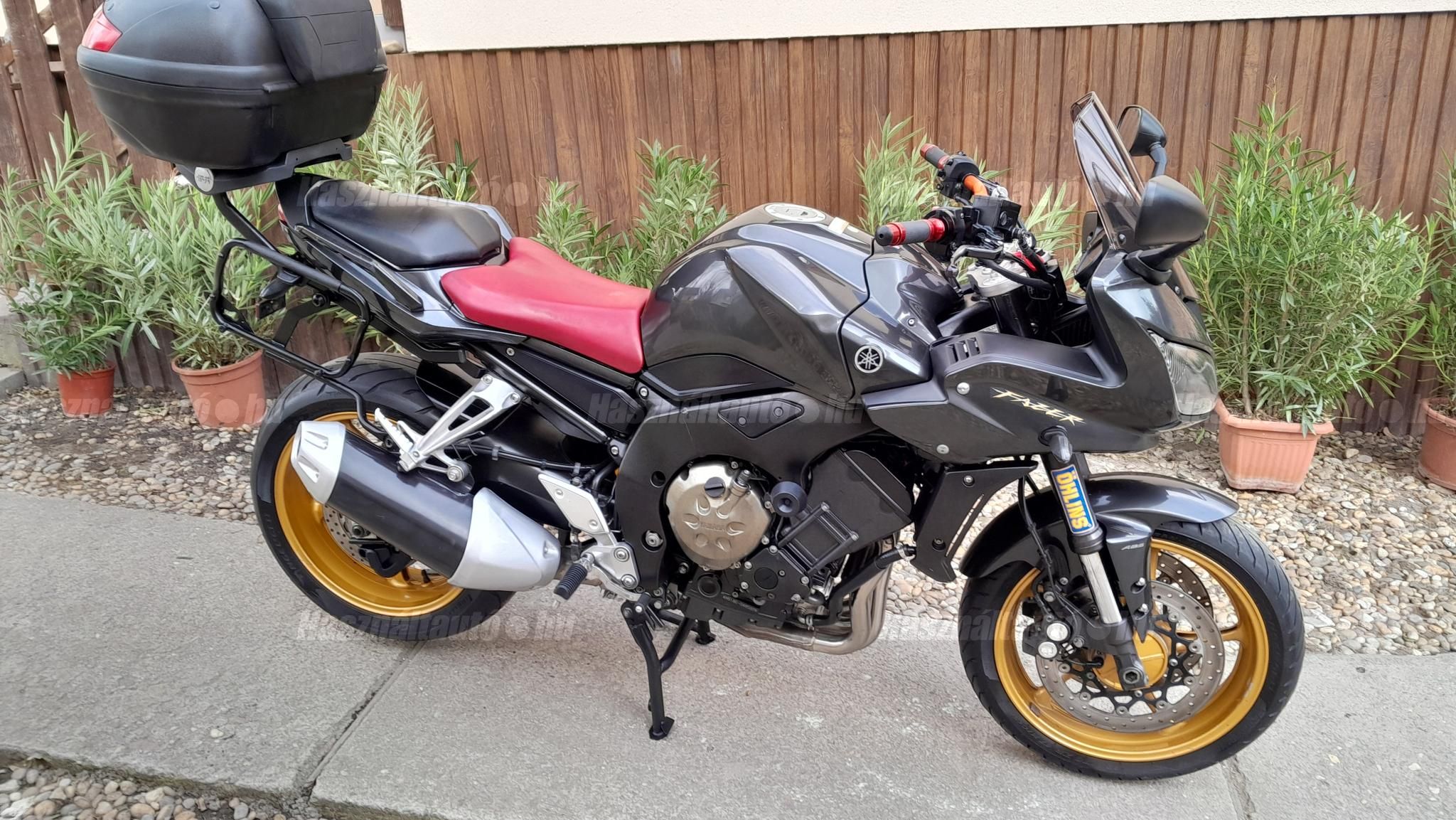 YAMAHA FZ1-S 2011/2 - 1