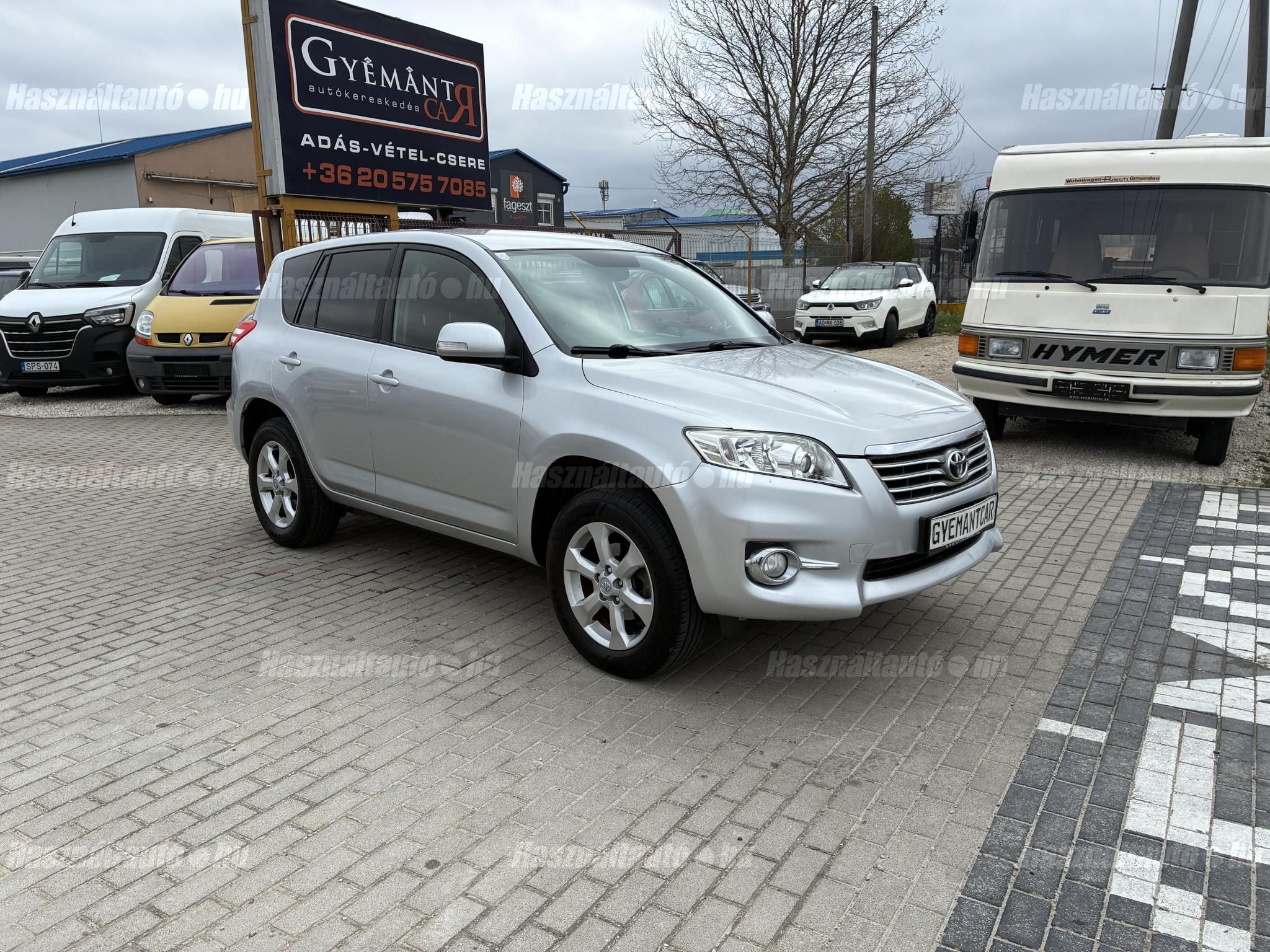 TOYOTA RAV 4 2010/11 - 1