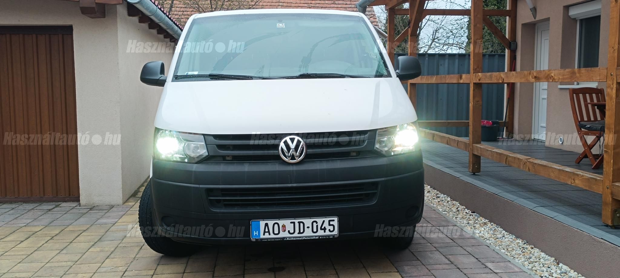 VOLKSWAGEN TRANSPORTER T5 2014/4 - 1