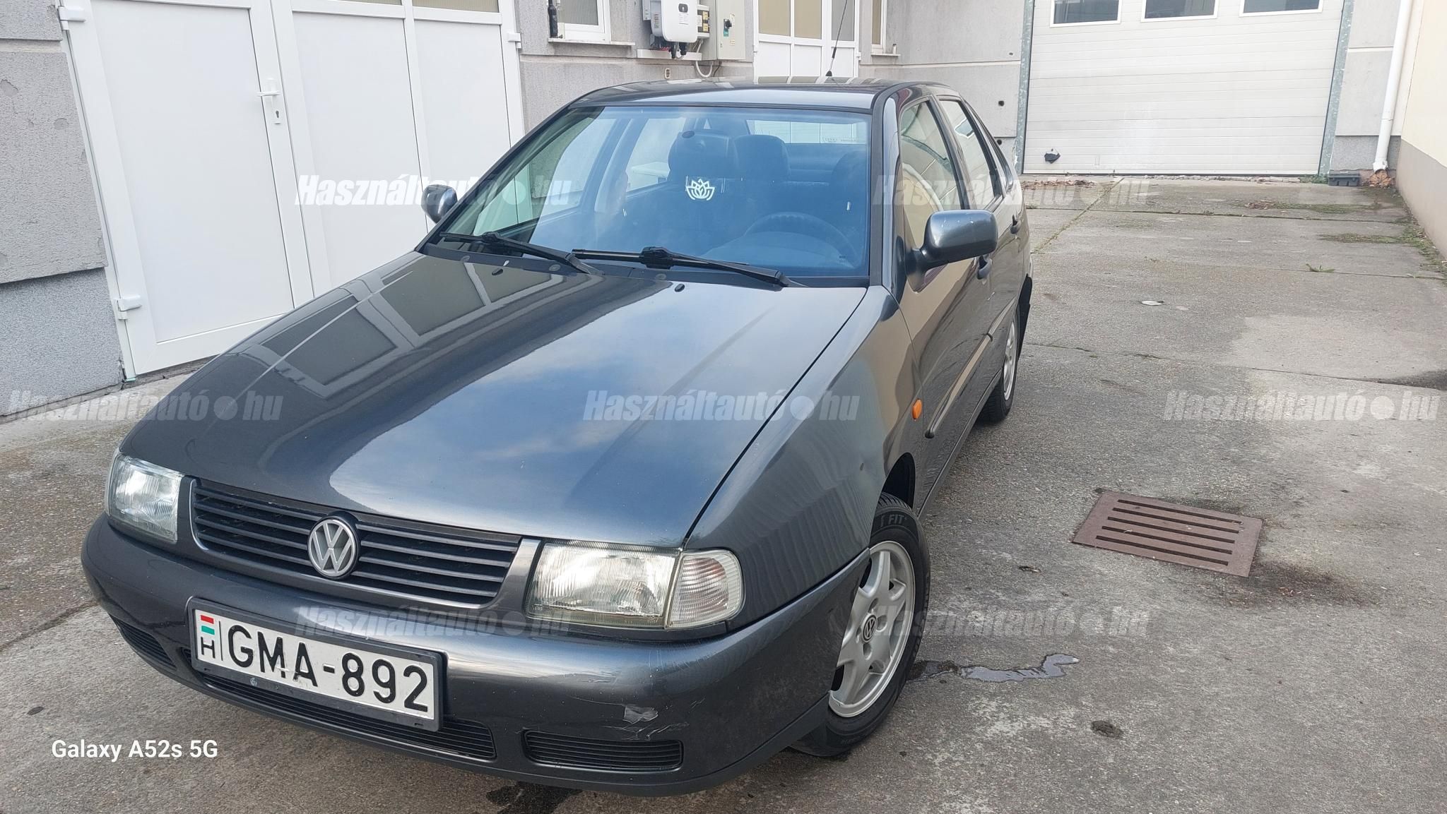 VOLKSWAGEN POLO 1998/1 - 1