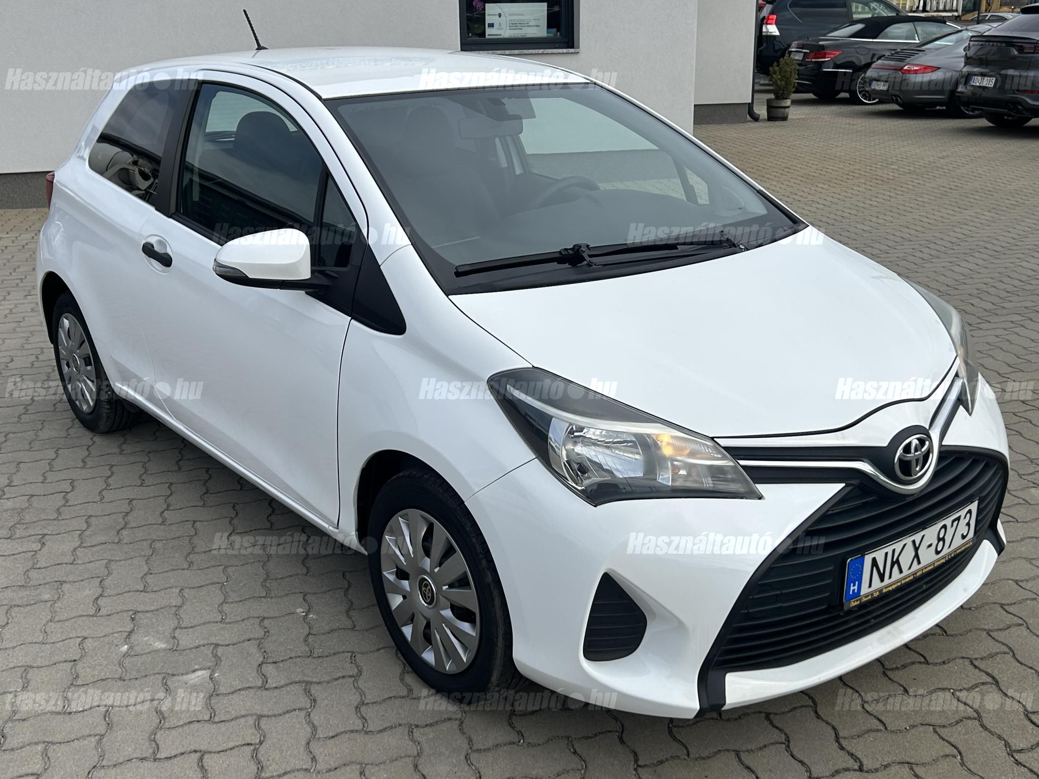TOYOTA YARIS 2016/3 - 1