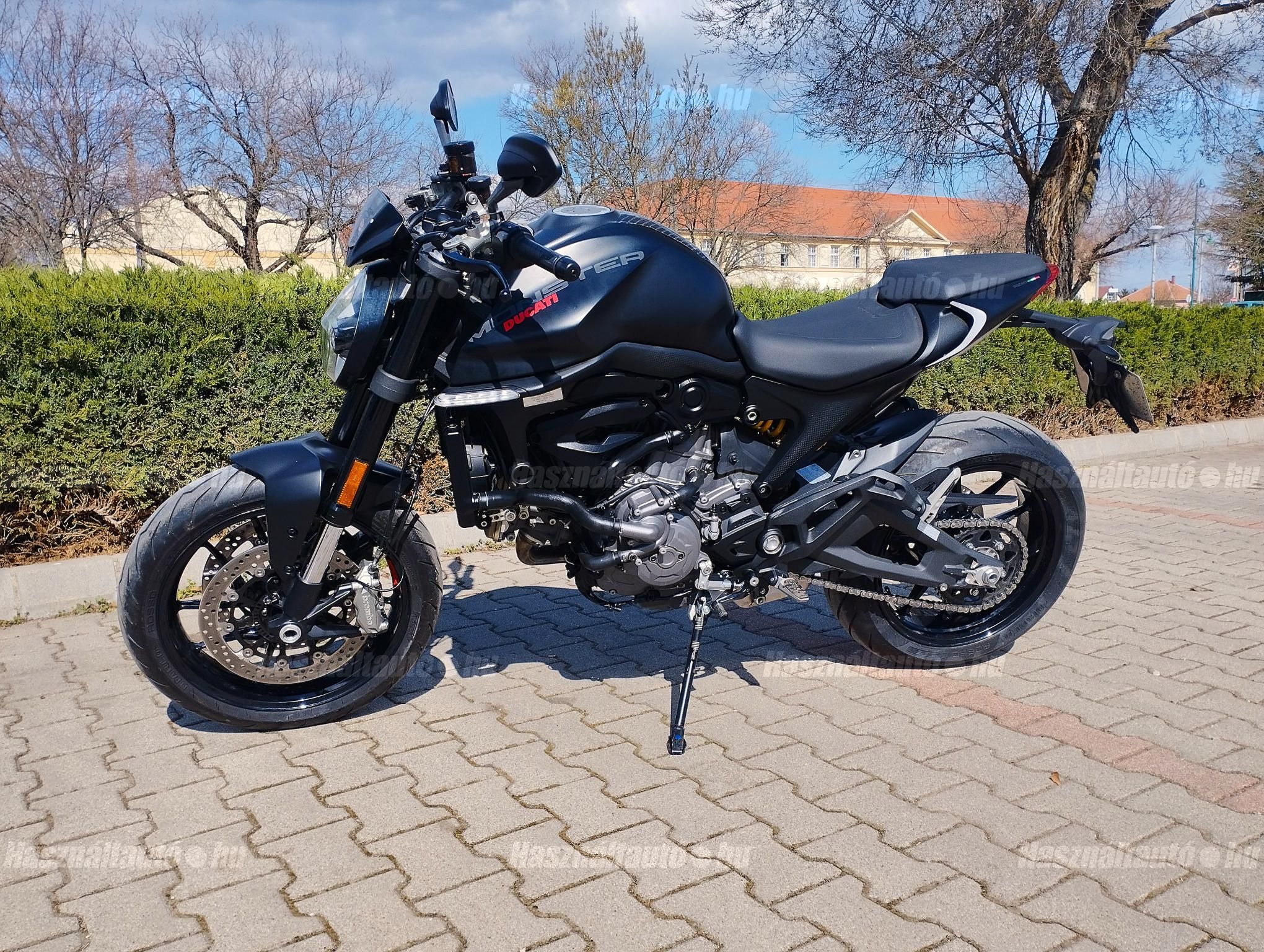 DUCATI MONSTER 2021/8 - 1