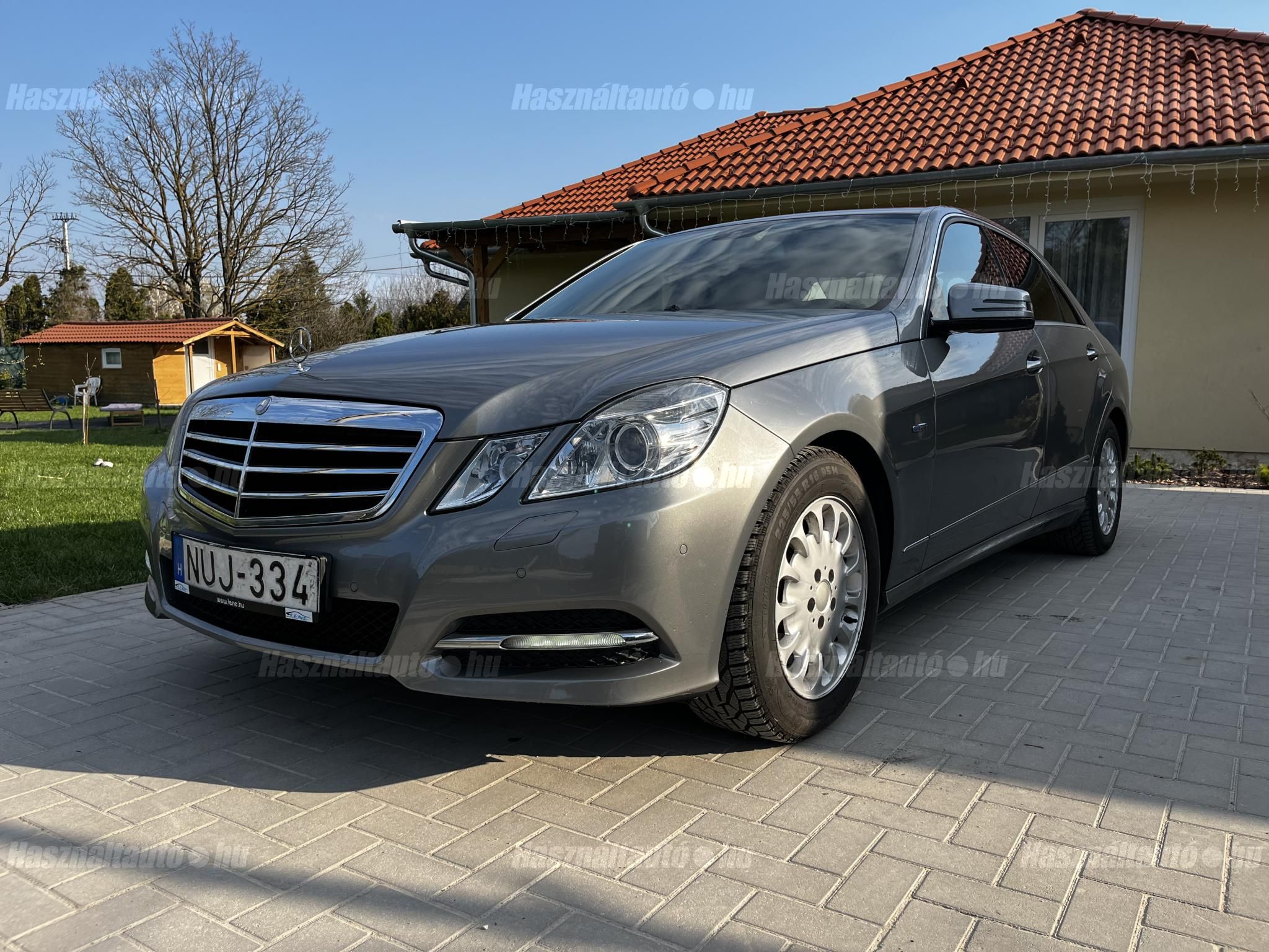MERCEDES-BENZ E 220 2012/2 - 1