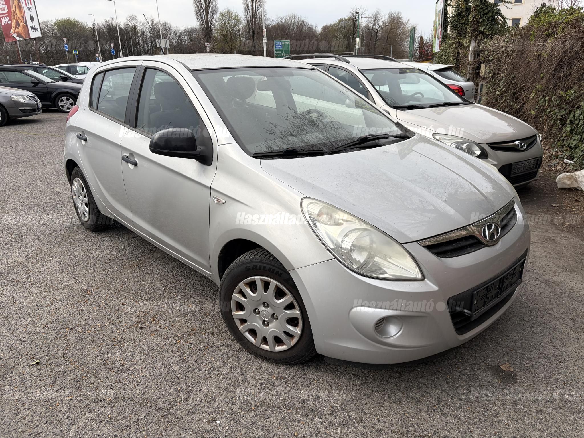 HYUNDAI I20 2012/6 - 1