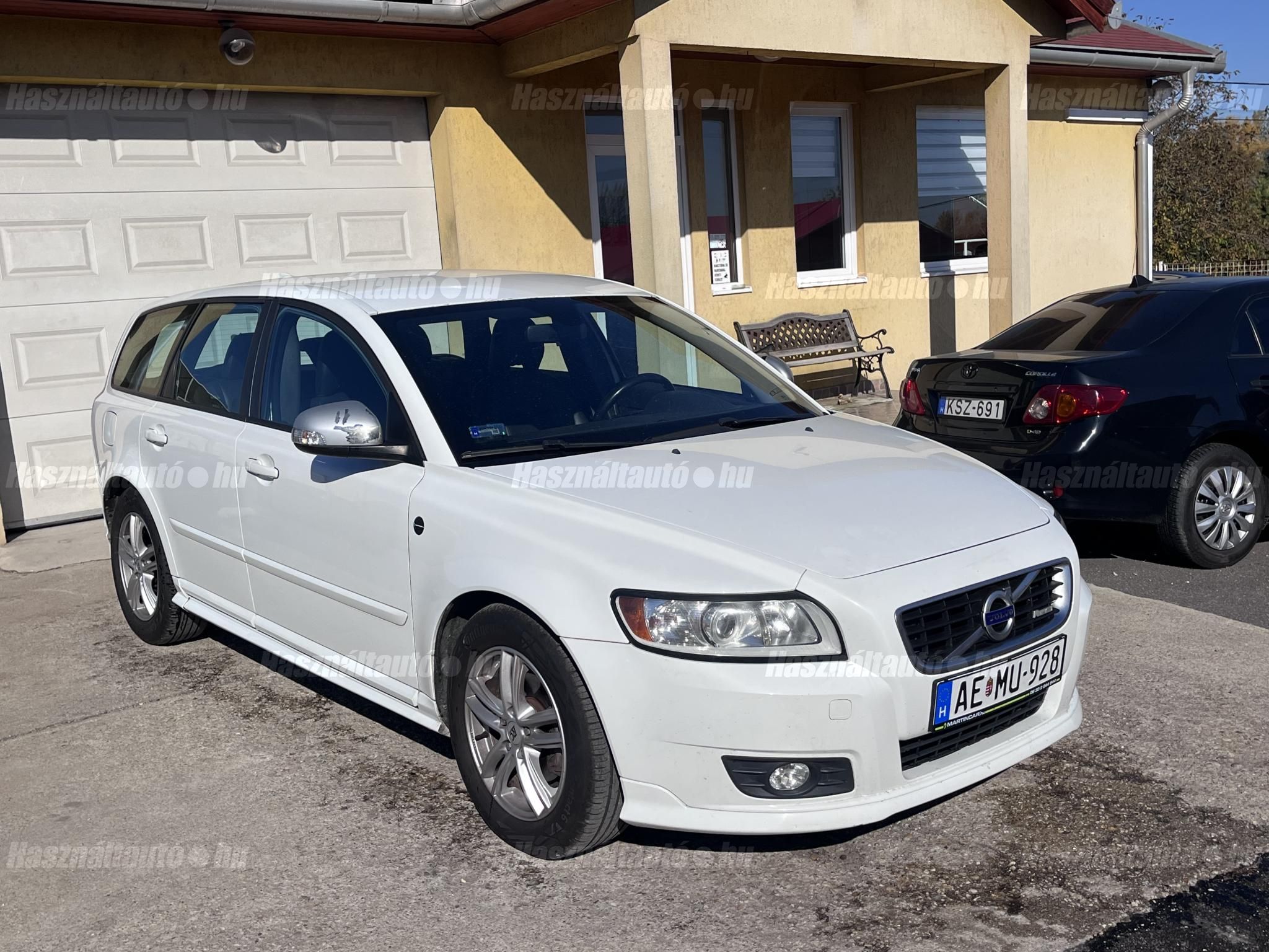 VOLVO V50 2012/9 - 1