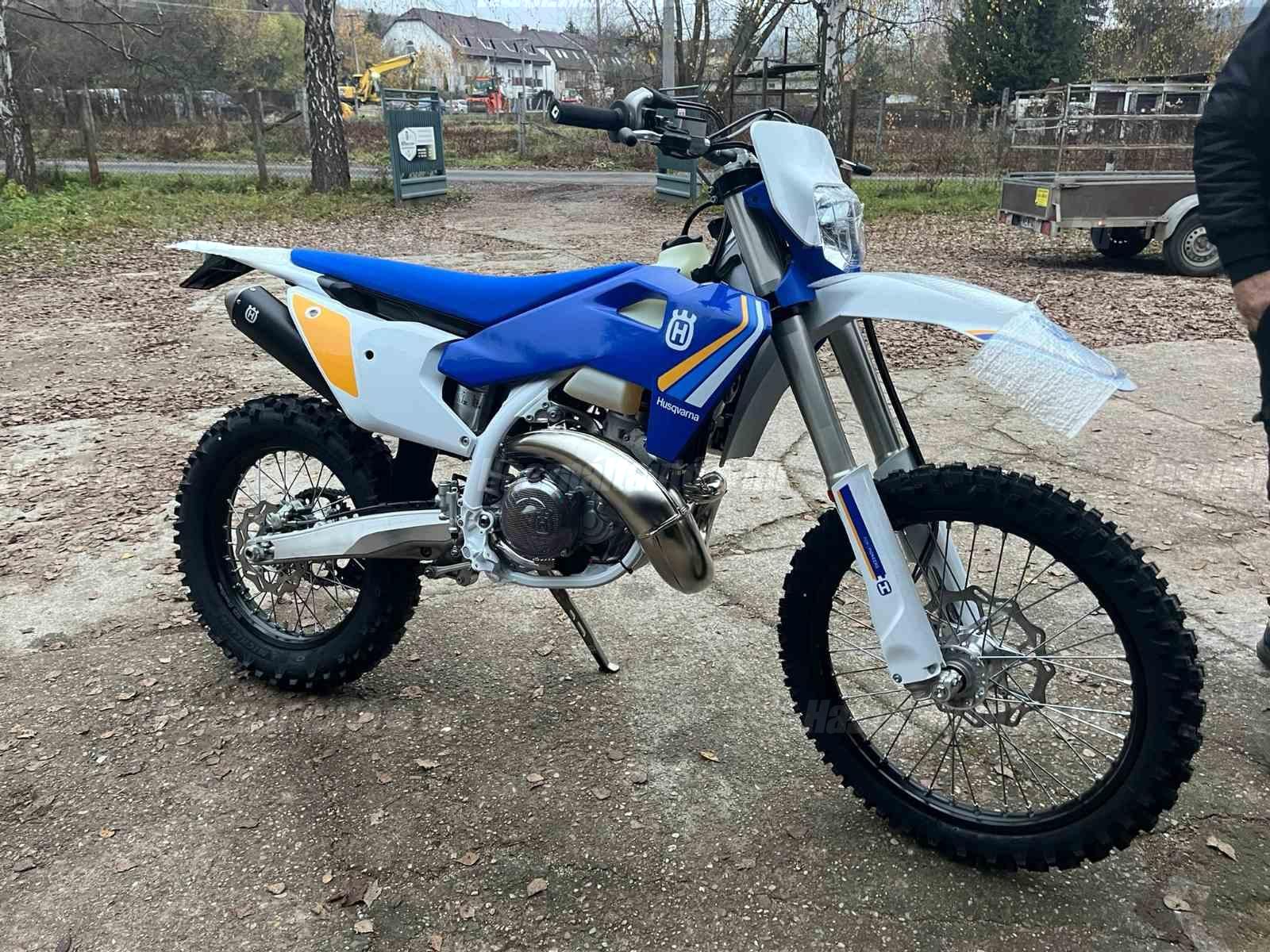HUSQVARNA TE 250 2025 - 1