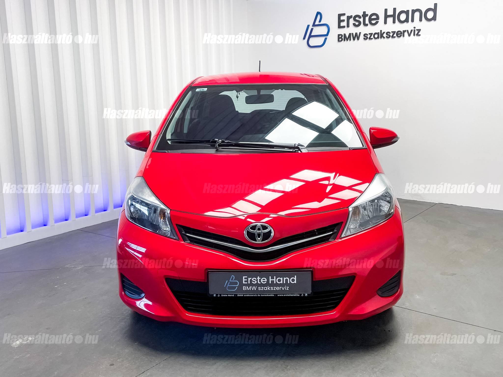 TOYOTA YARIS 2013/12 - 1