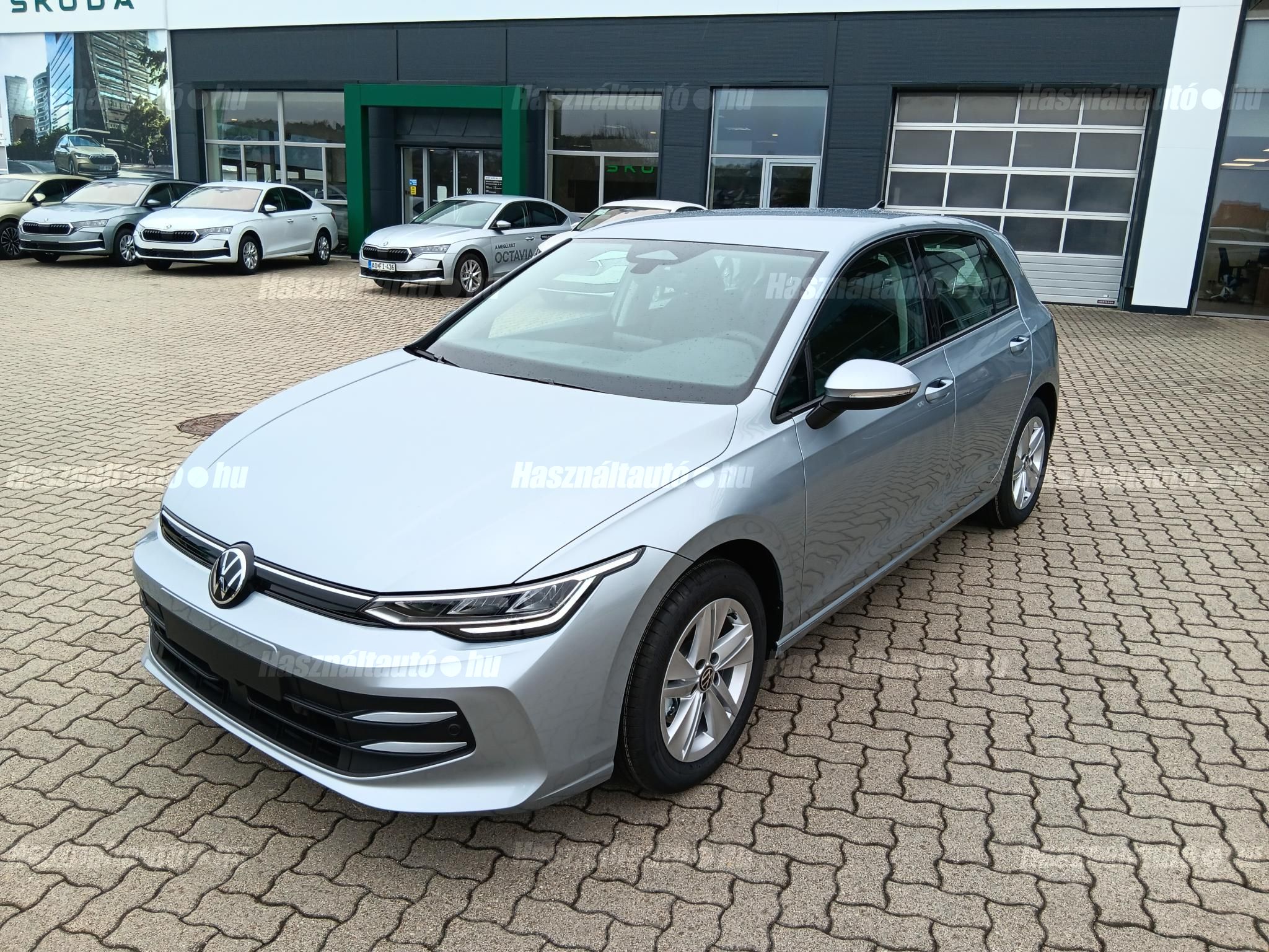 VOLKSWAGEN GOLF 2026 - 1