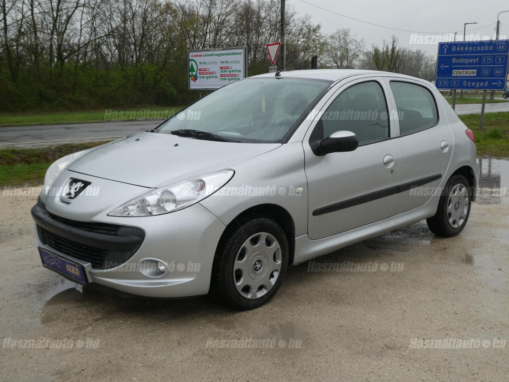 PEUGEOT 206 2010/5 - 1