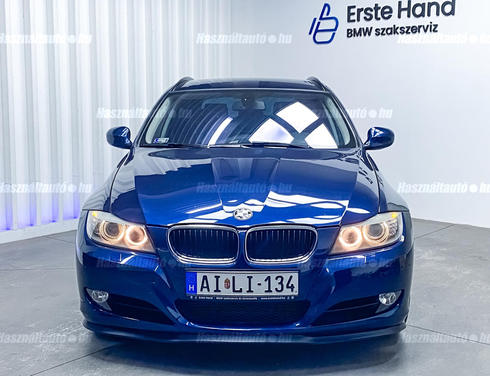 BMW 318 2011/7 - 1