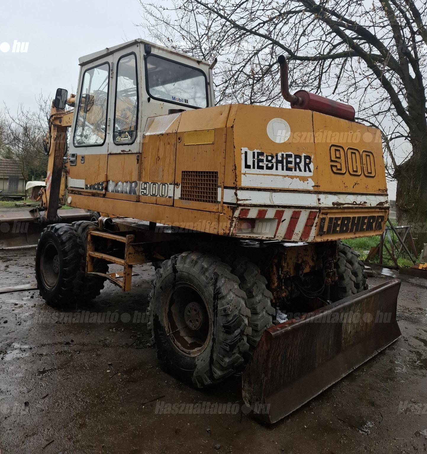 LIEBHERR 1992/8 - 1