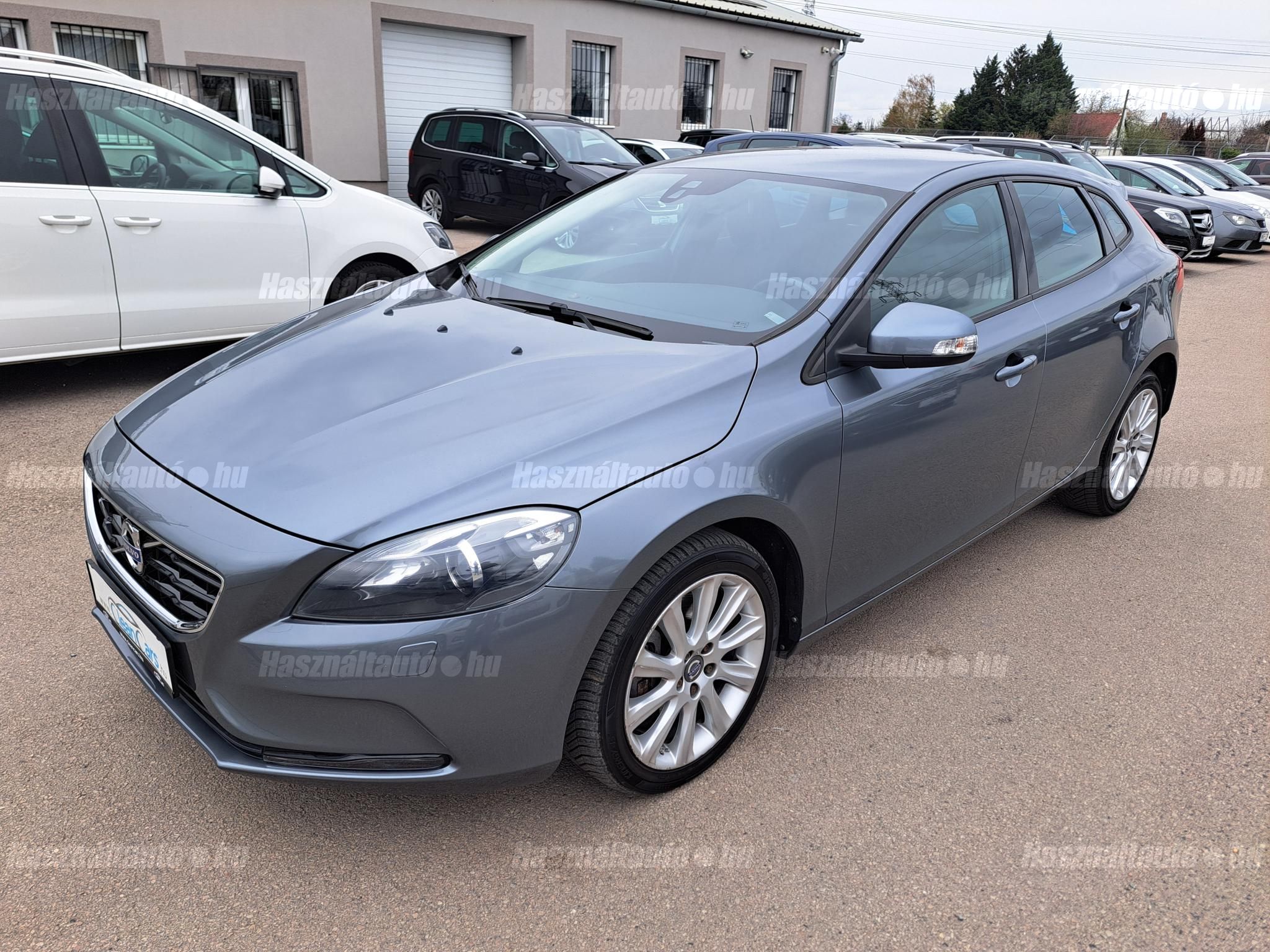VOLVO V40 2015/2 - 1