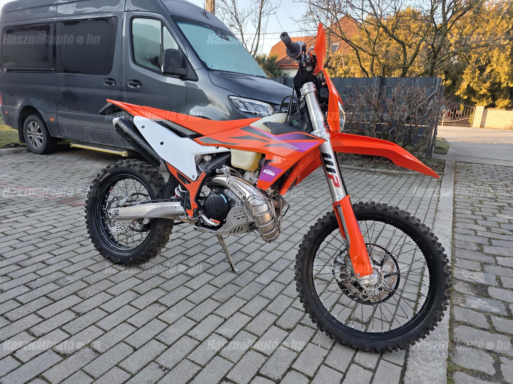KTM 300 EXC 2024 - 1