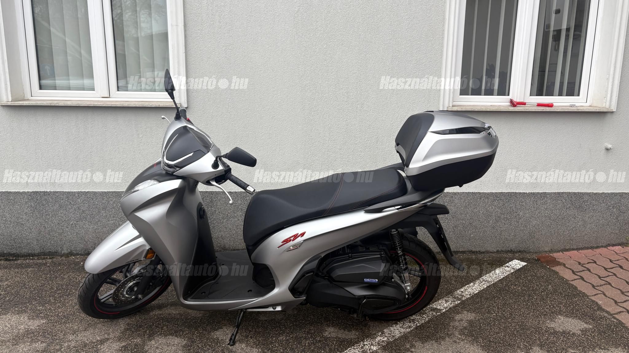 HONDA SH 350 2023 - 1
