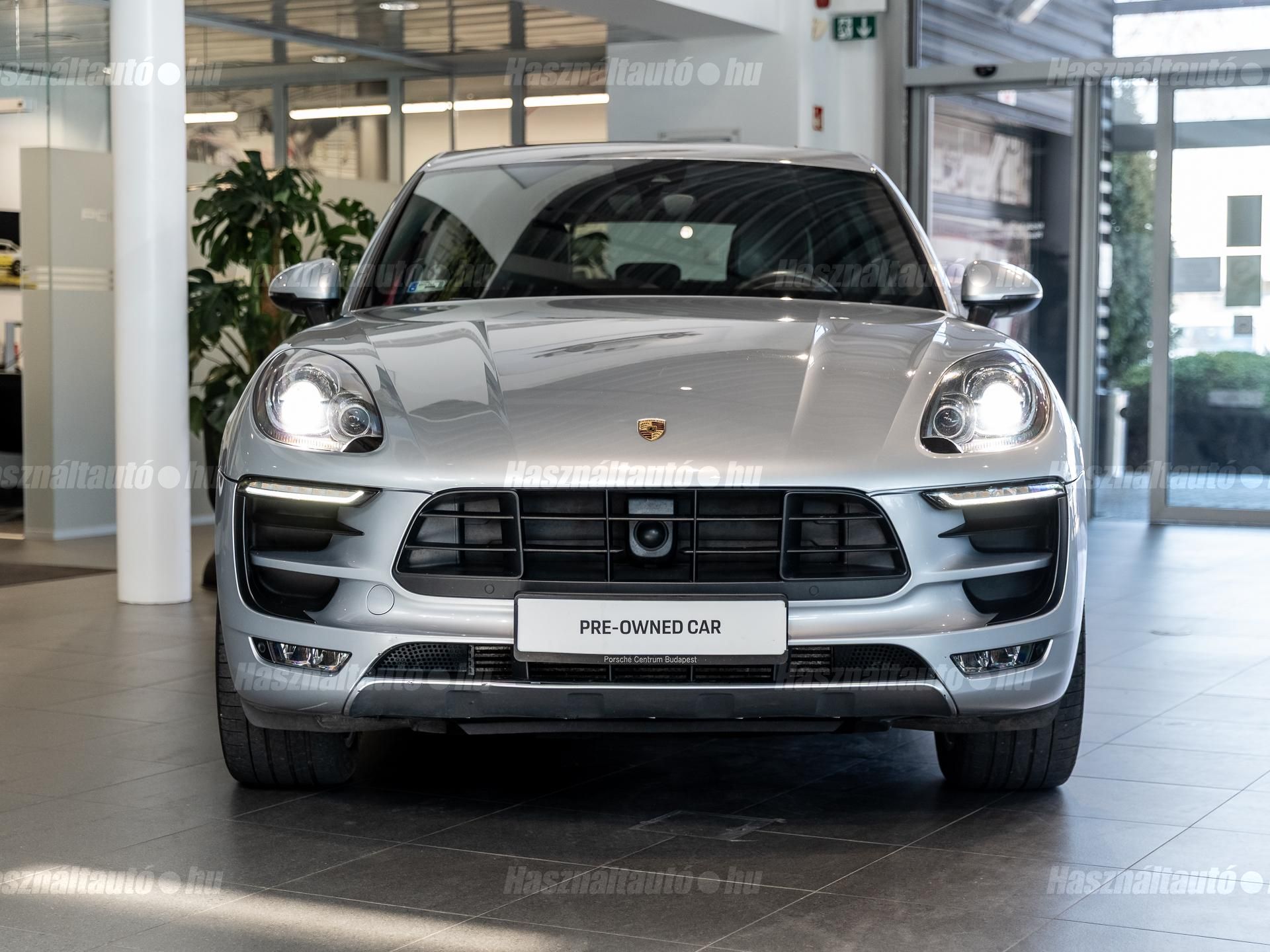 PORSCHE MACAN 2016/6 - 1