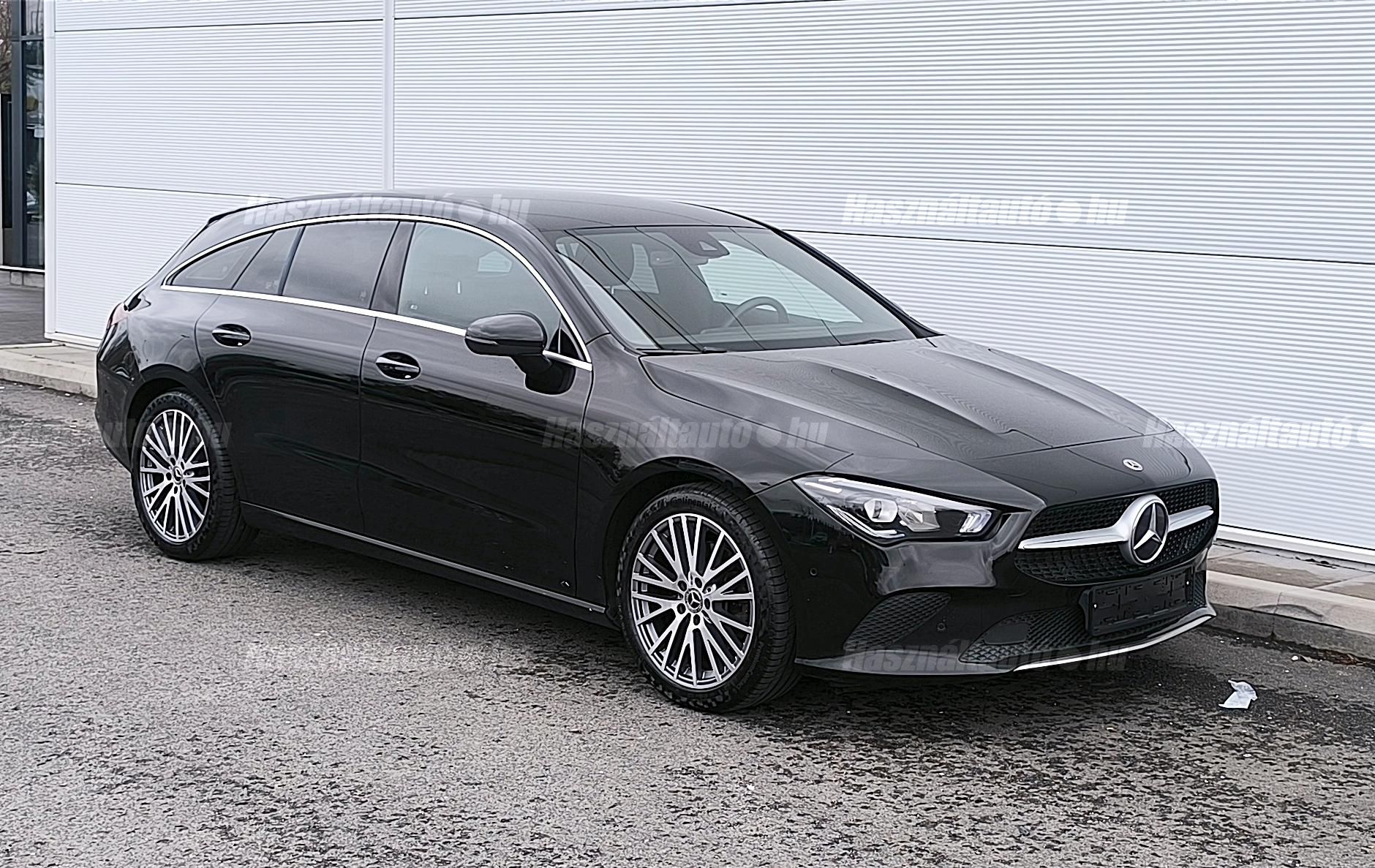 MERCEDES-BENZ CLA 220 2022/10 - 1