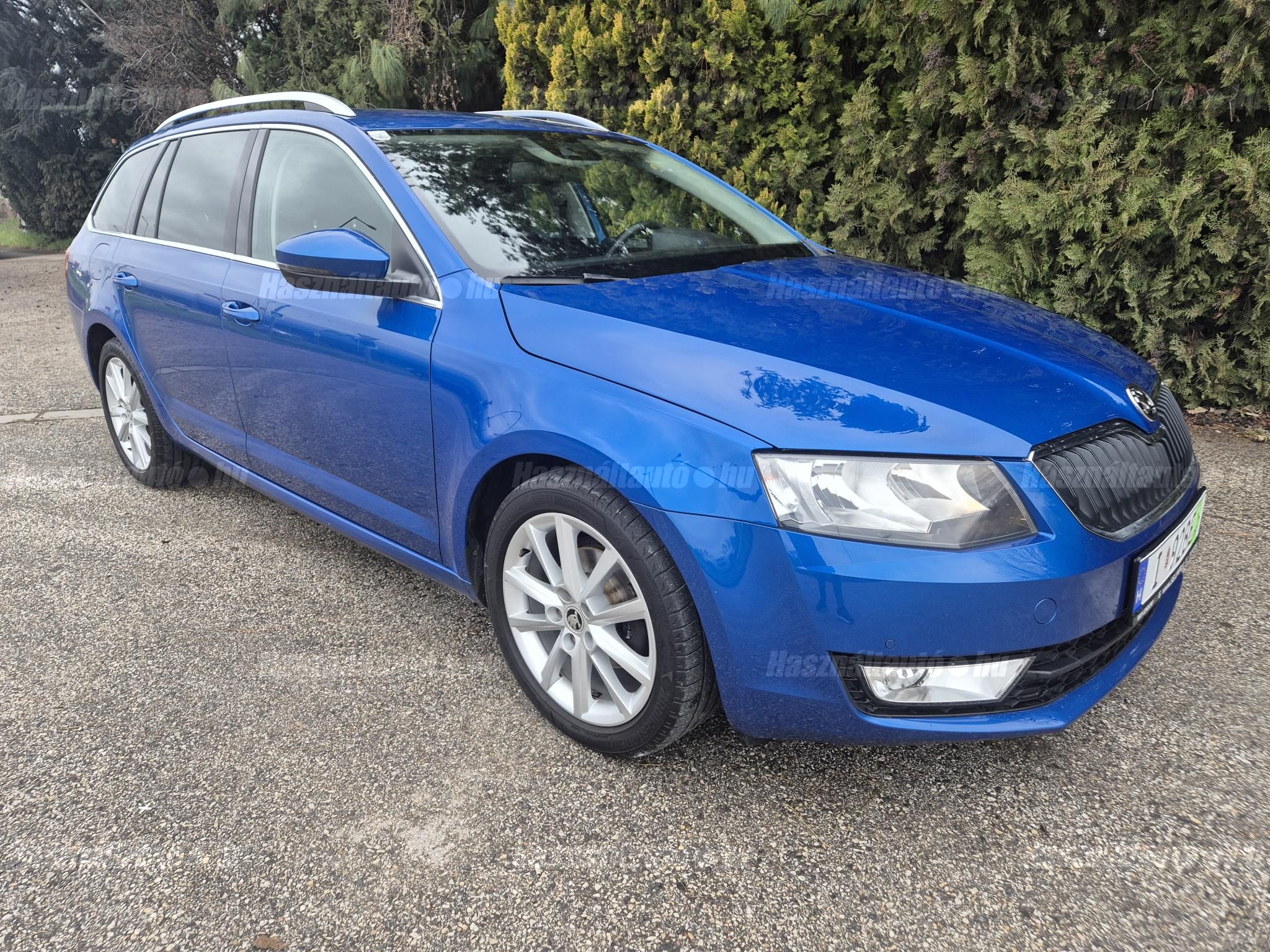 SKODA OCTAVIA 2015/8 - 1
