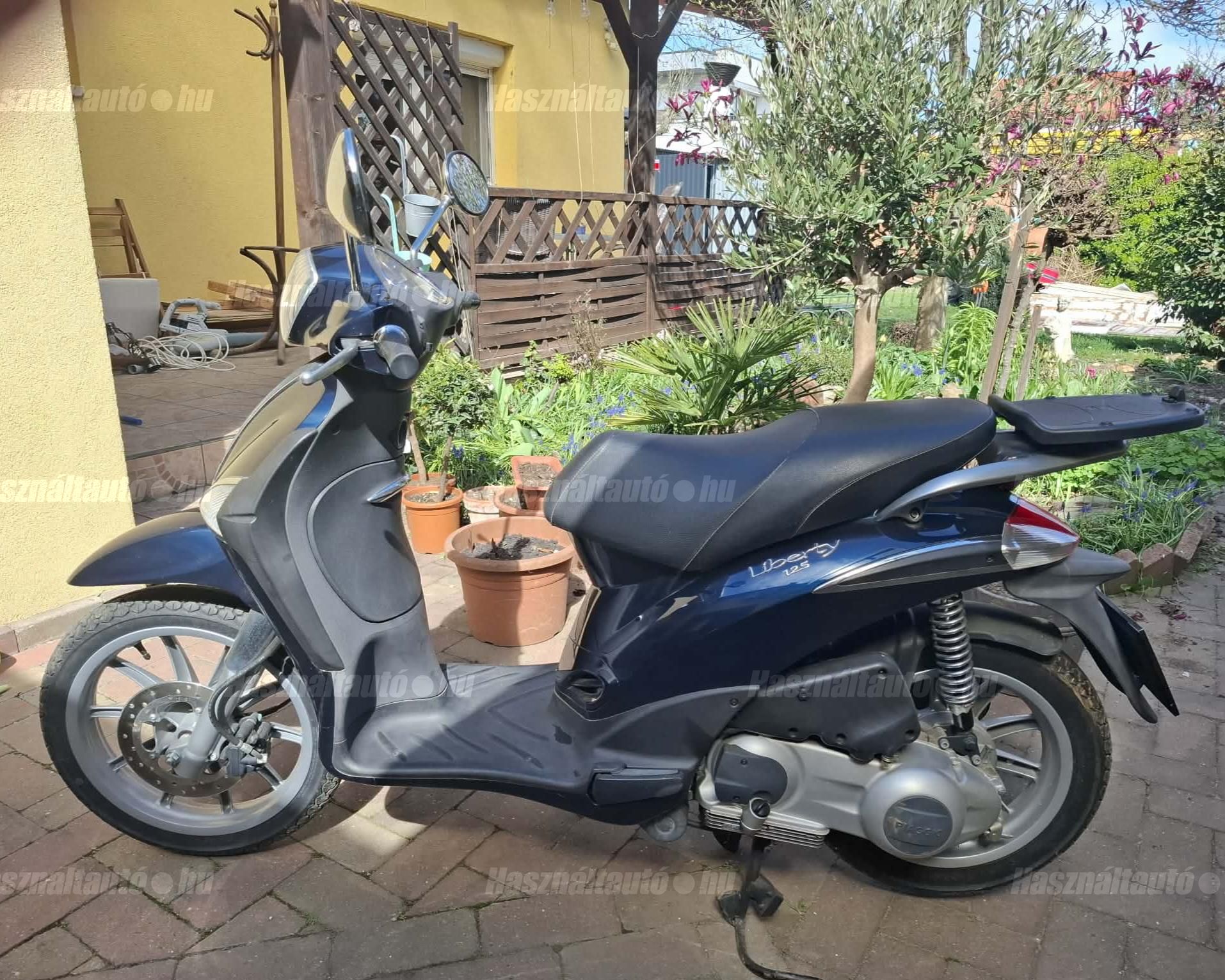 PIAGGIO LIBERTY 125 2011/11 - 1