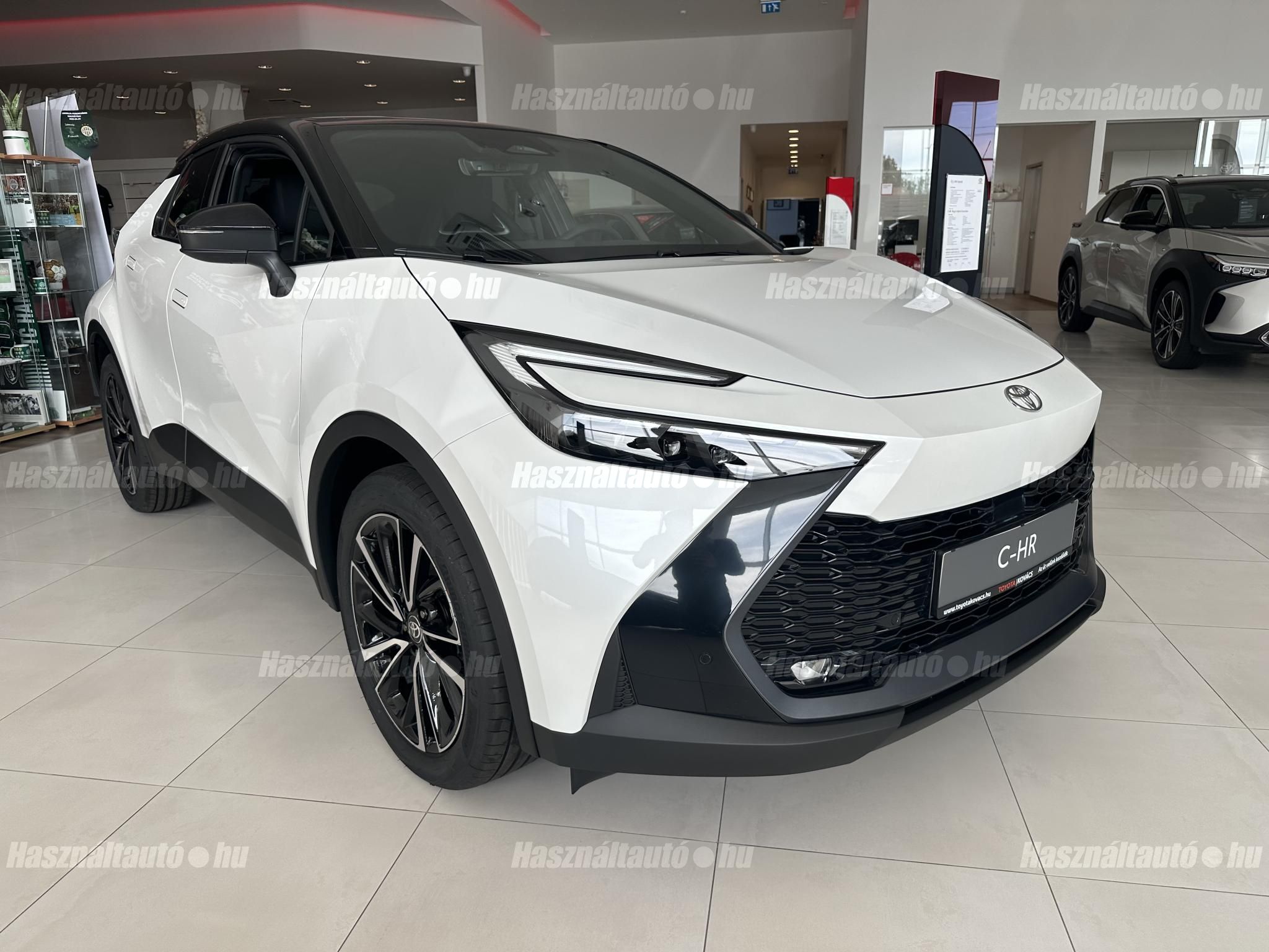 TOYOTA C-HR 2026 - 1