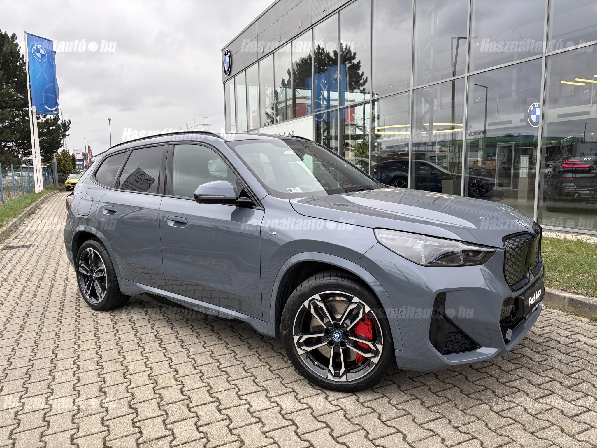 BMW IX1 2025/3 - 1