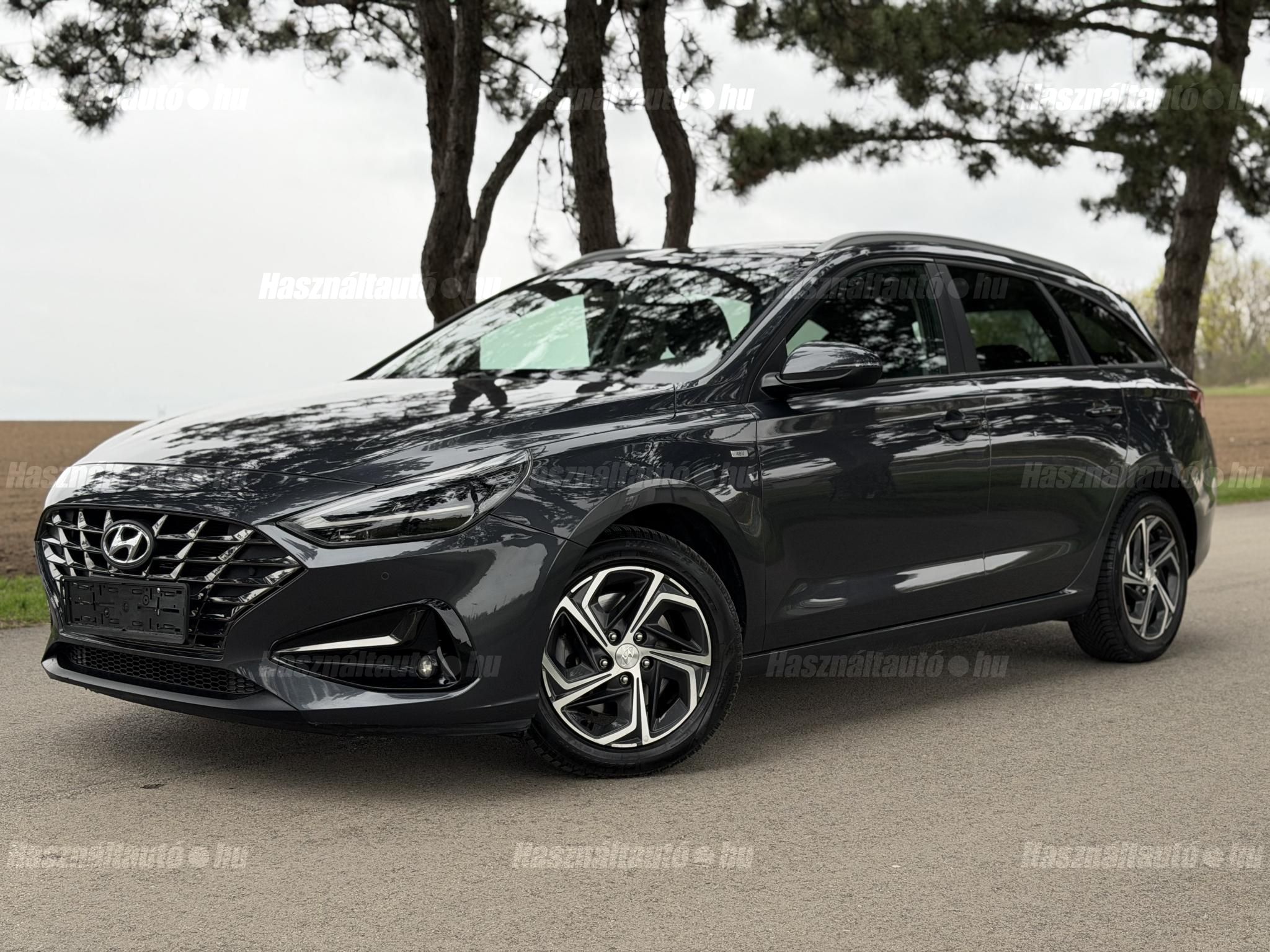 HYUNDAI I30 2021/10 - 1