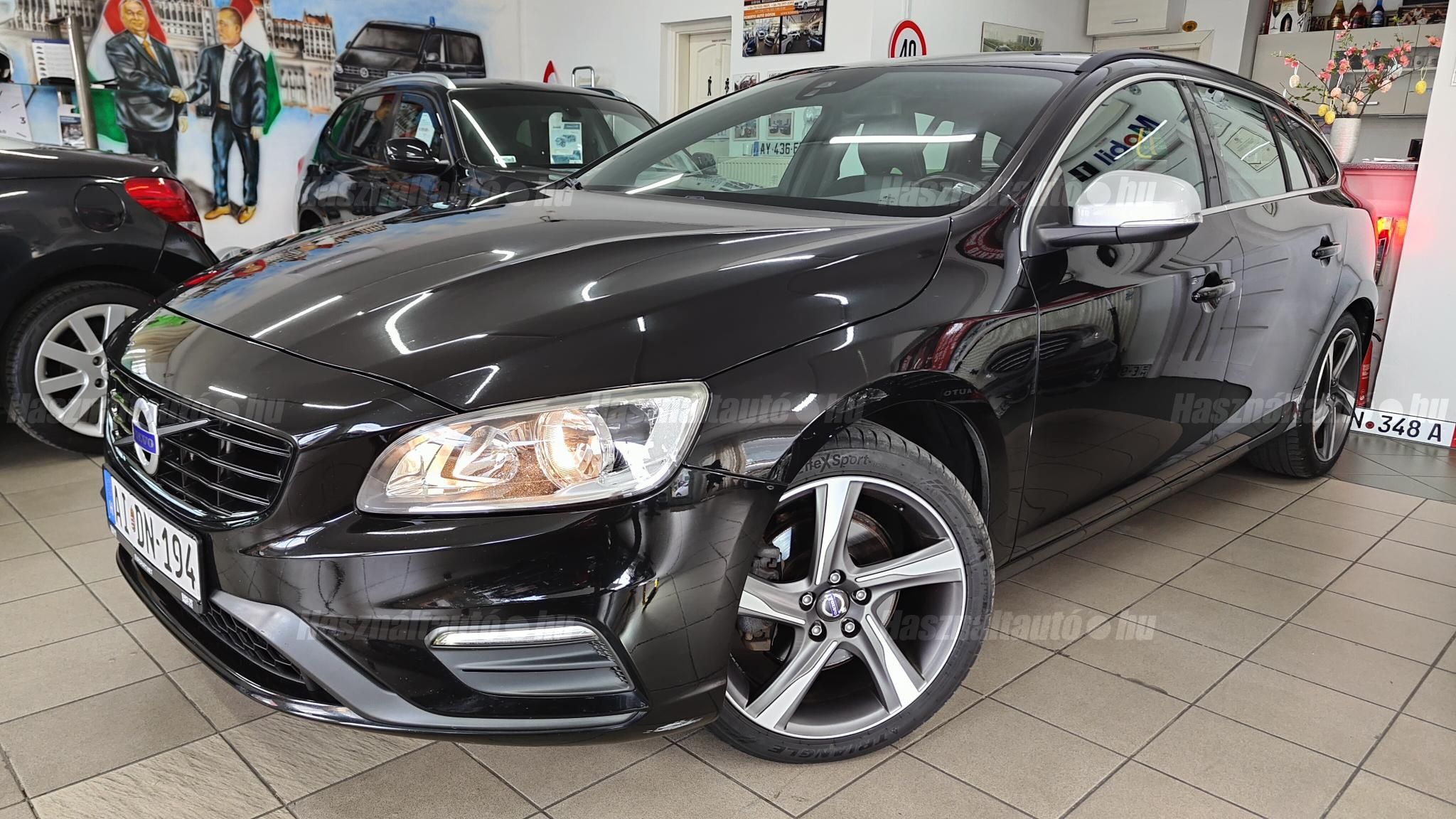 VOLVO V60 2016/4 - 1