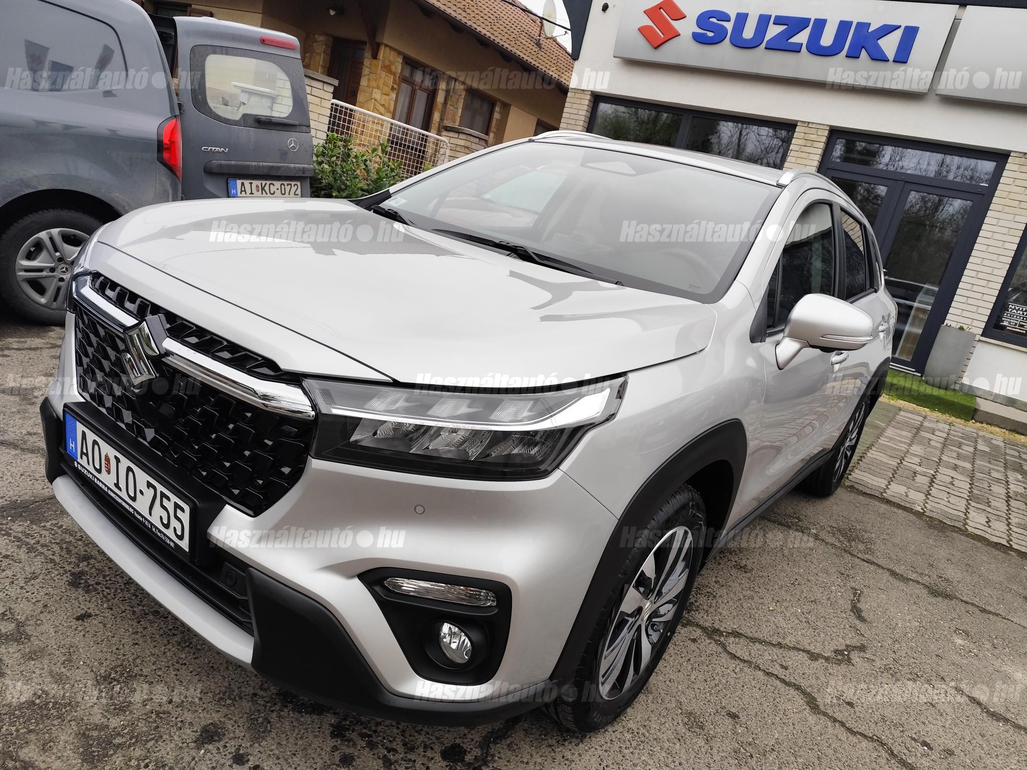 SUZUKI S-CROSS 2025/11 - 1