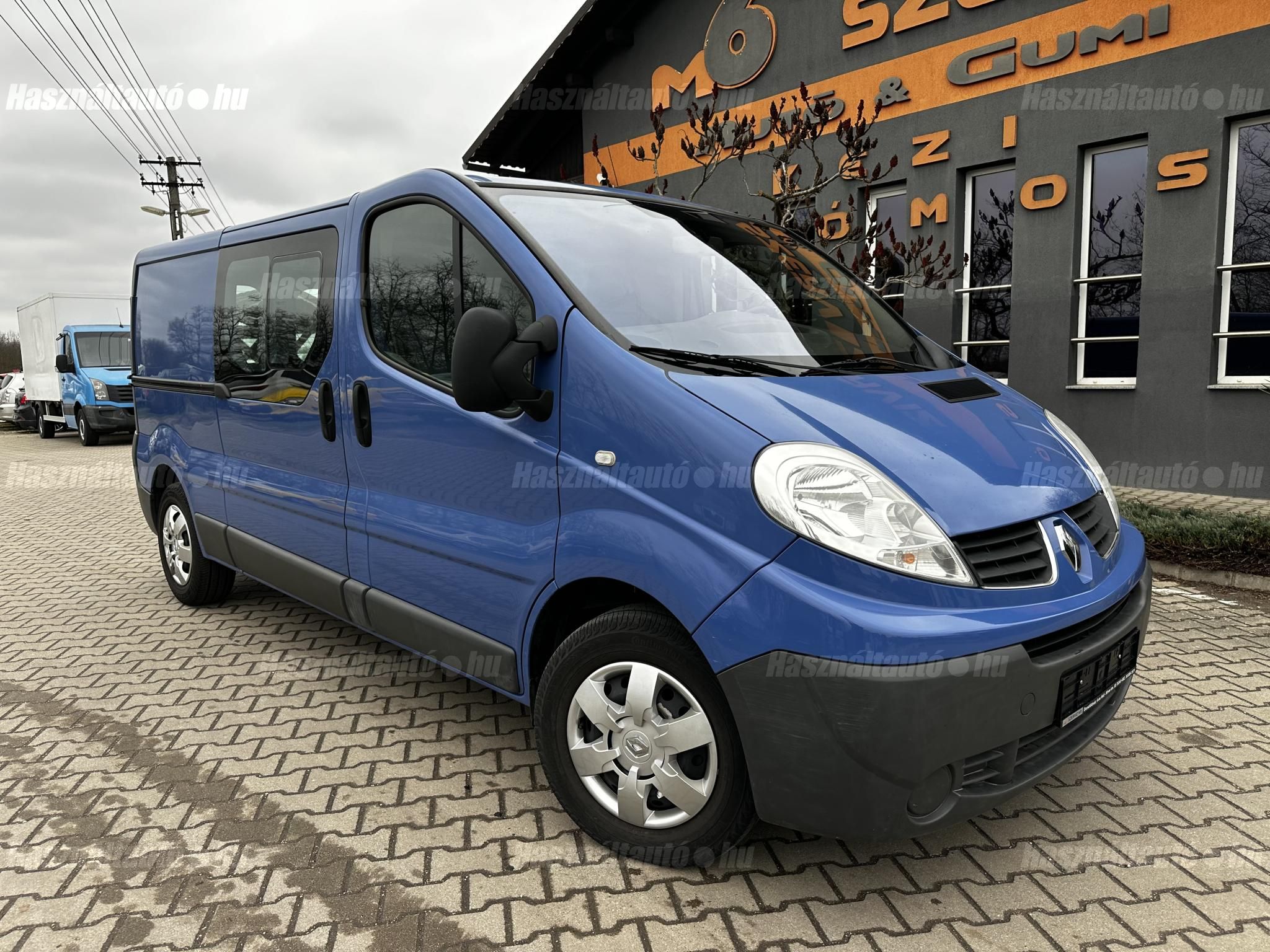 RENAULT TRAFIC 2013/1 - 1