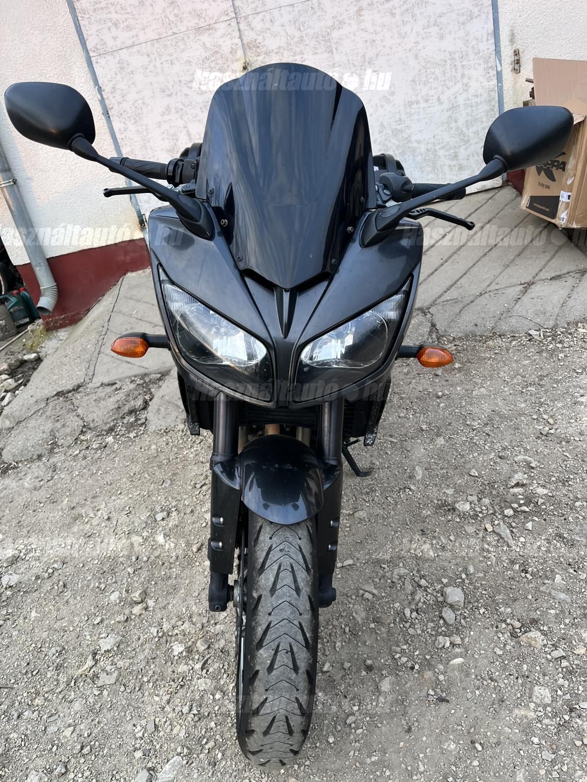 YAMAHA FZ1-S 2006/7 - 1