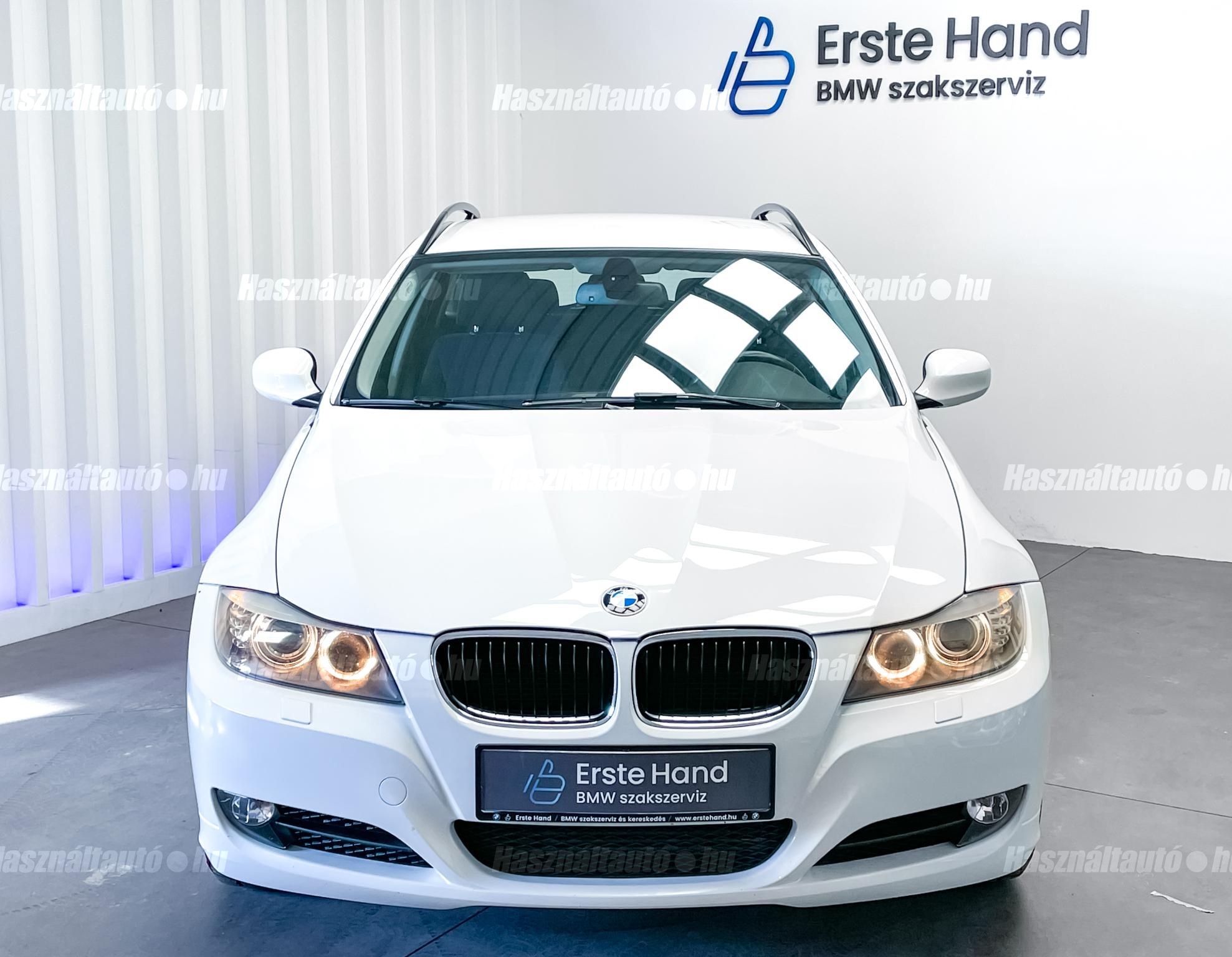 BMW 318 2009/12 - 1