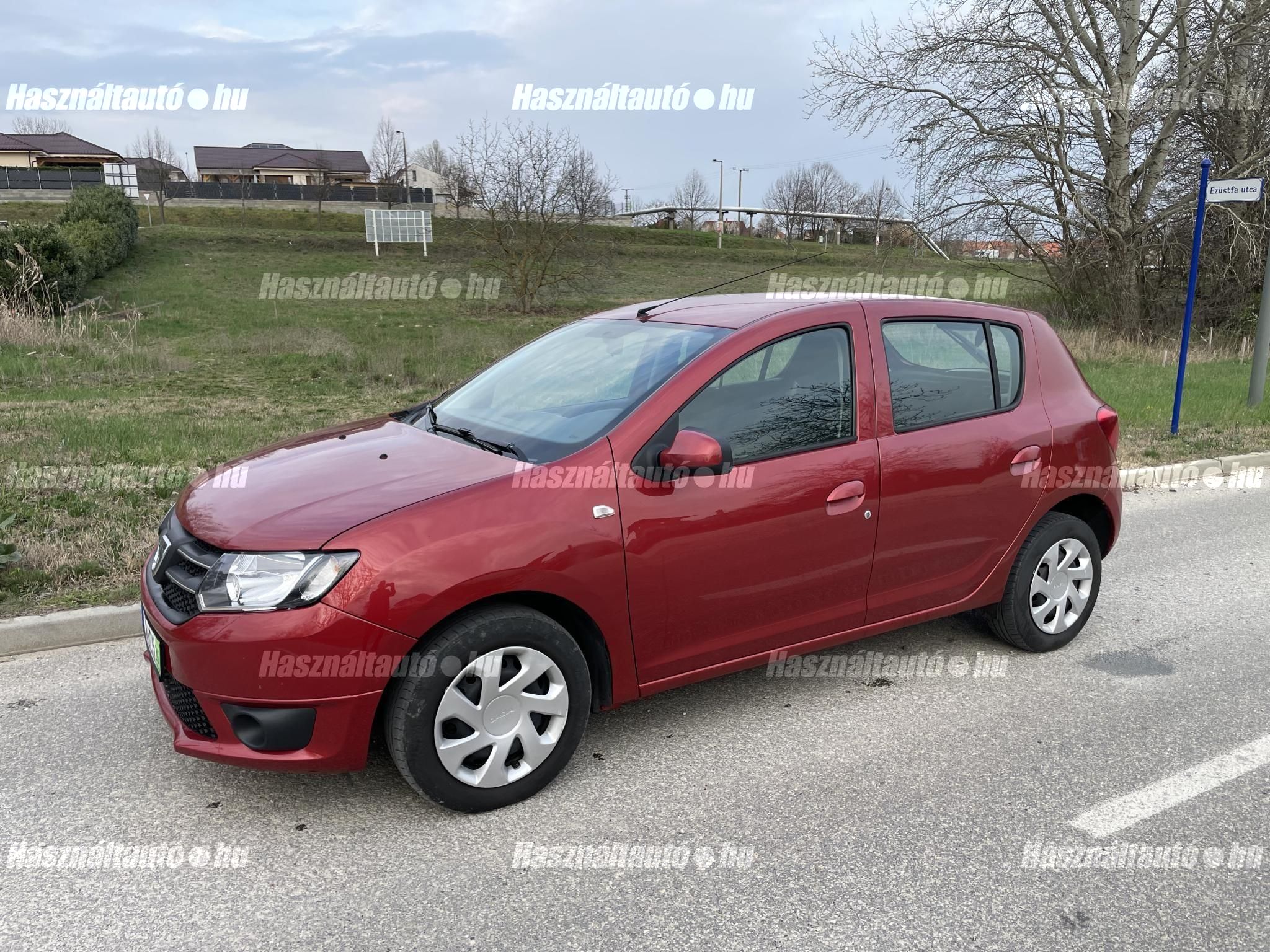 DACIA SANDERO 2016/3 - 1