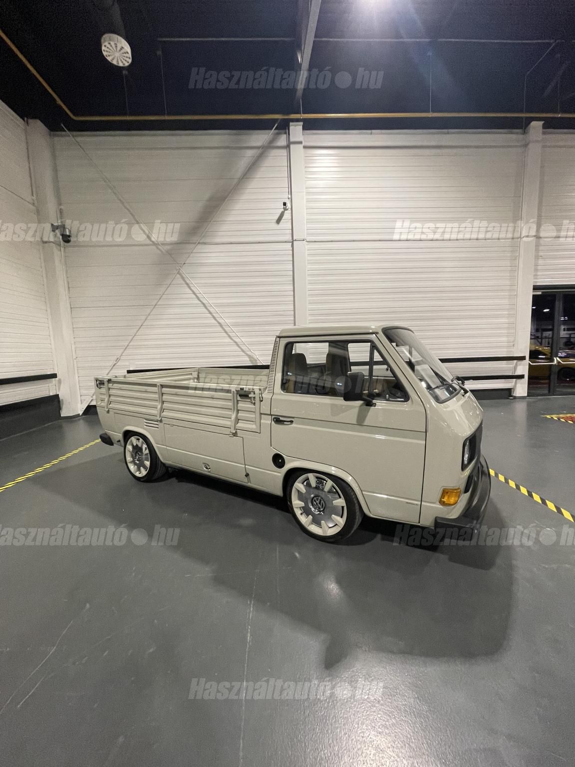 VOLKSWAGEN TRANSPORTER T3 1985/4 - 1