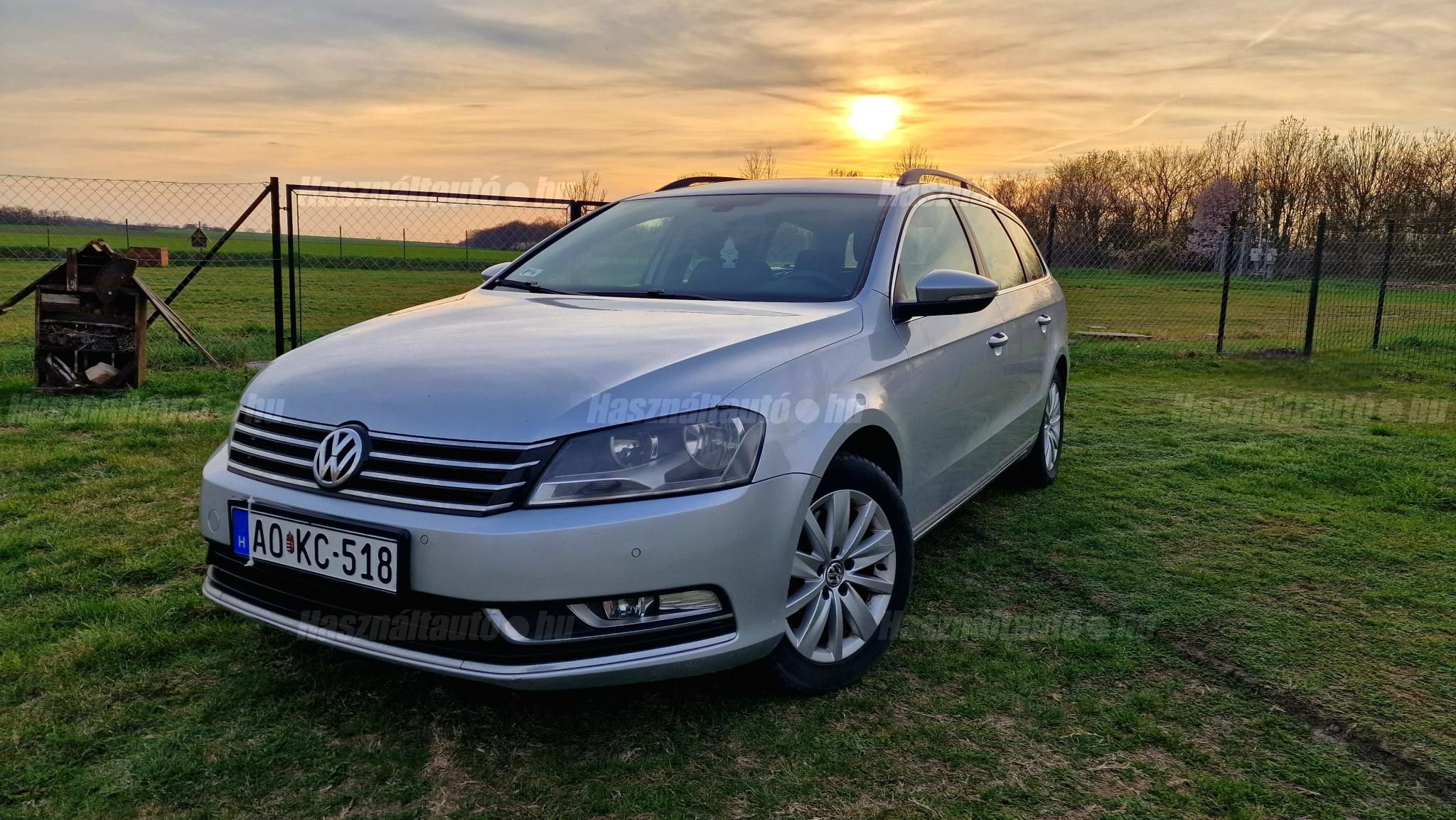 VOLKSWAGEN PASSAT 2011/4 - 1
