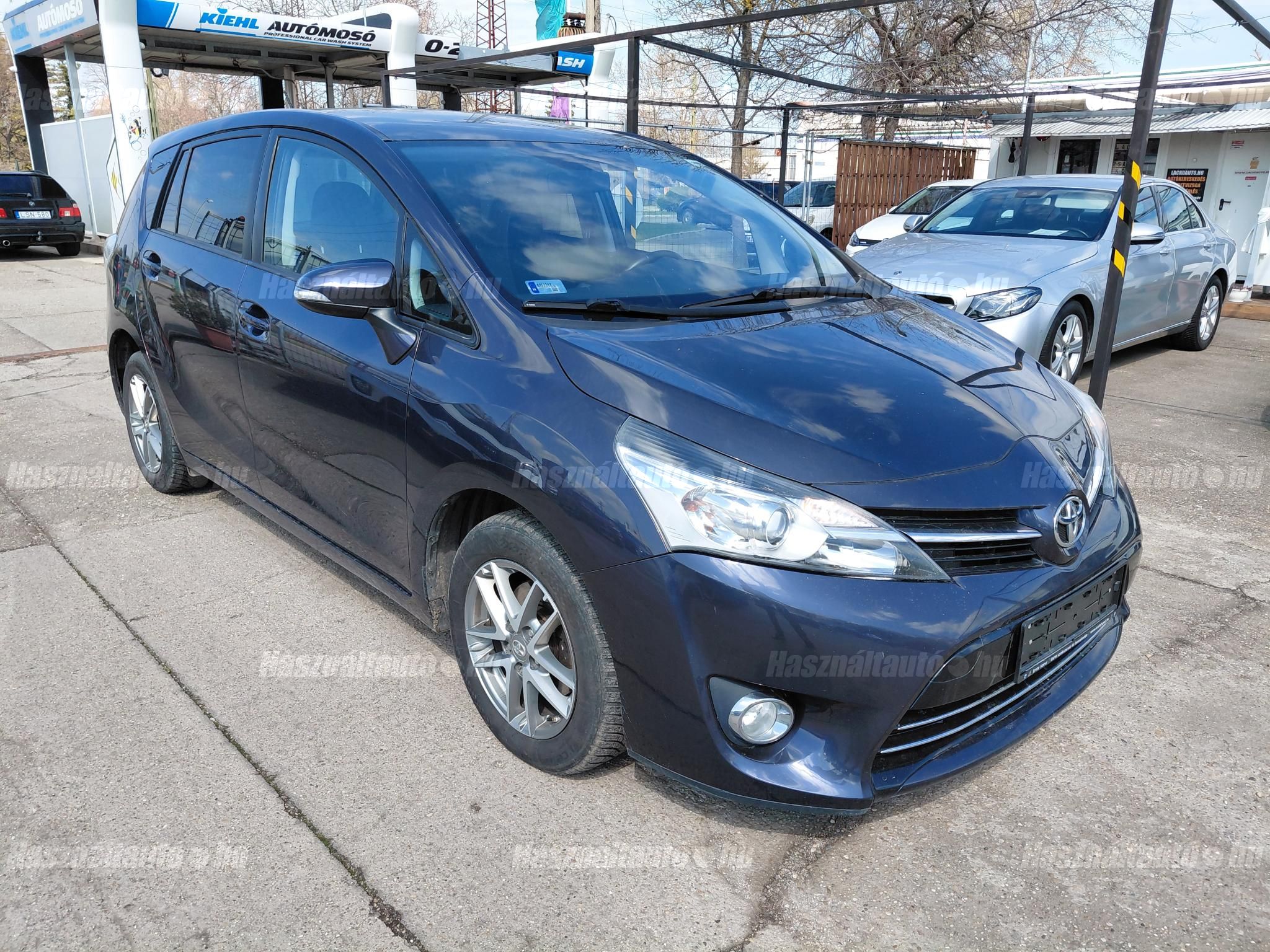 TOYOTA VERSO 2015/10 - 1
